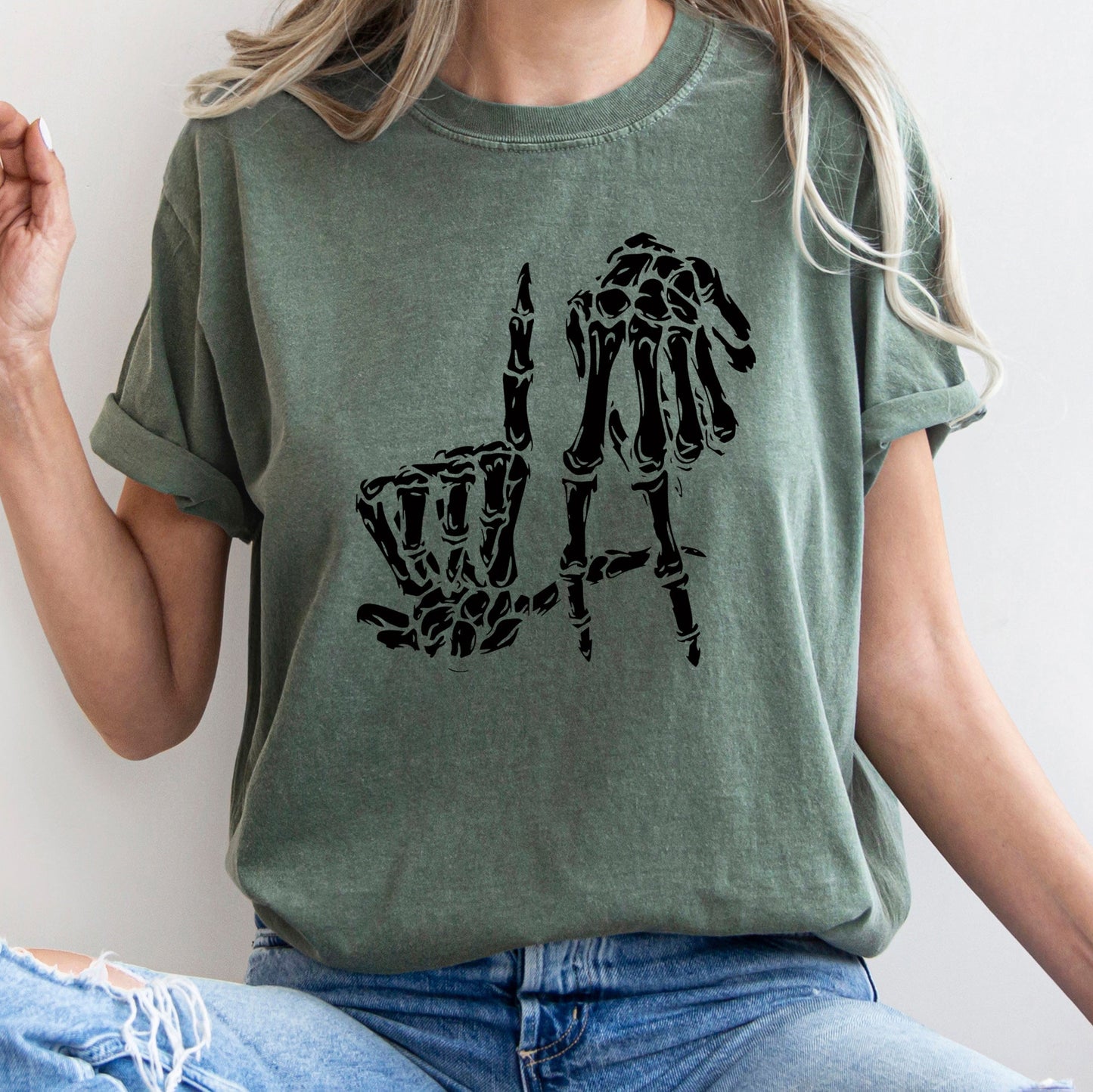 Skeleton Retro Halloween Comfort Colors Tshirt