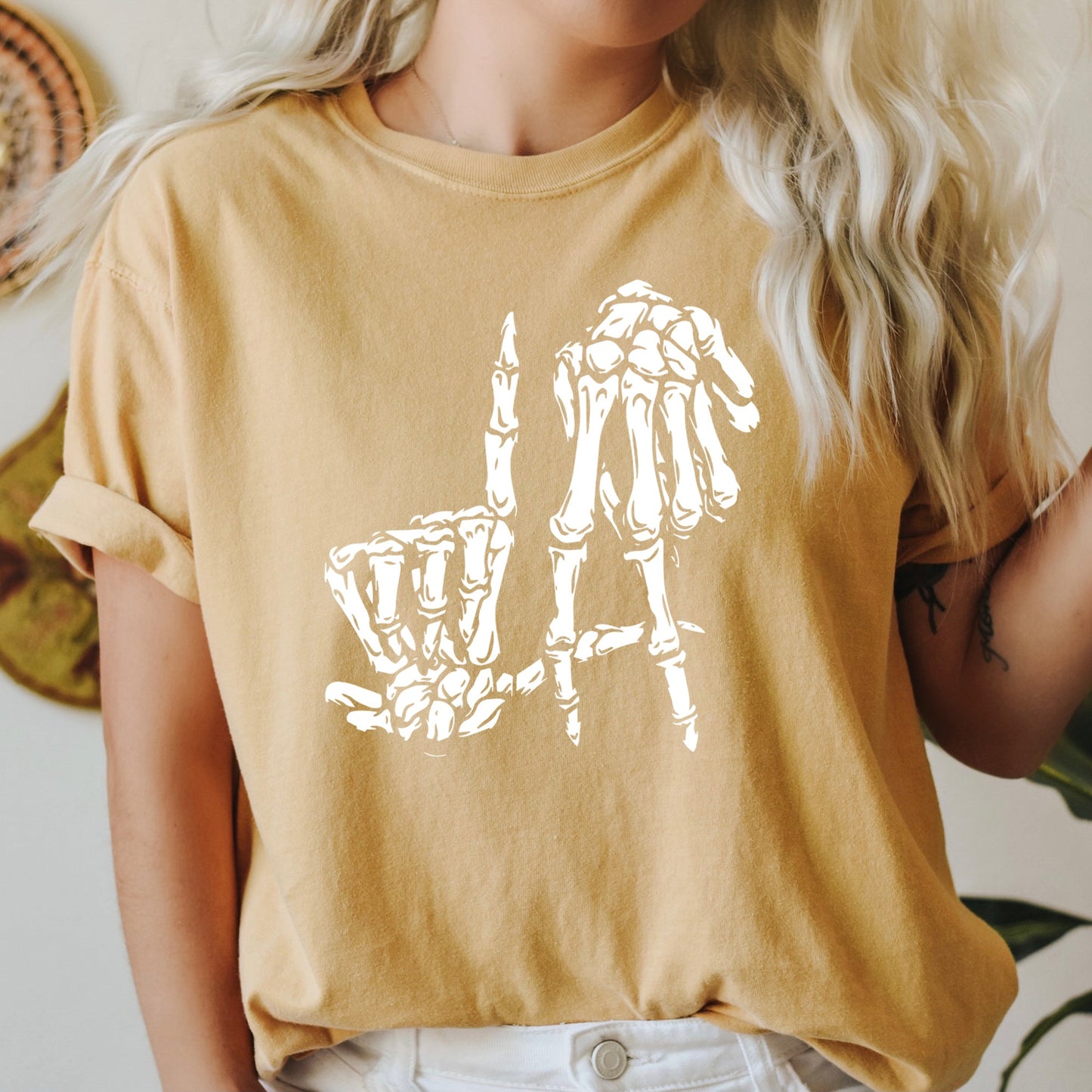 Skeleton Retro Halloween Comfort Colors Tshirt