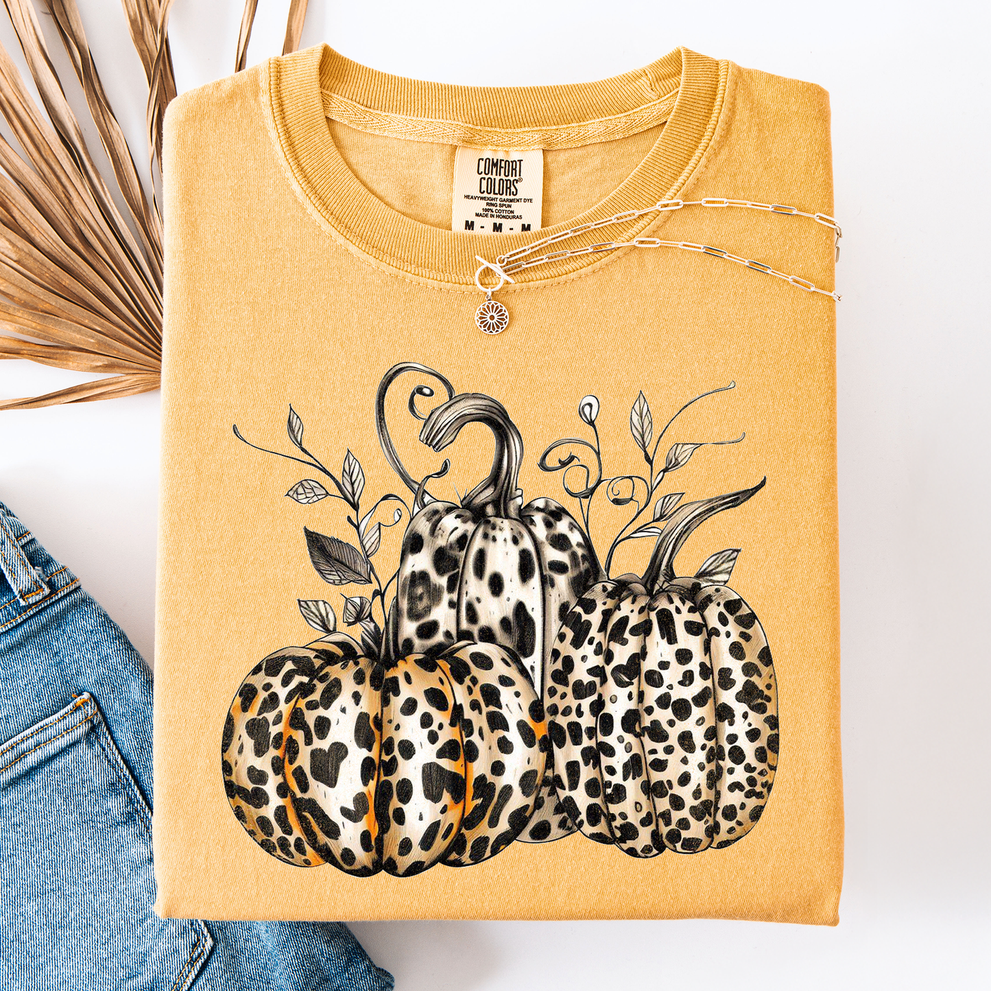 Leopard Print Pumpkins, Cute, Halloween, Autumn, Fall, Comfort Colors T-Shirt