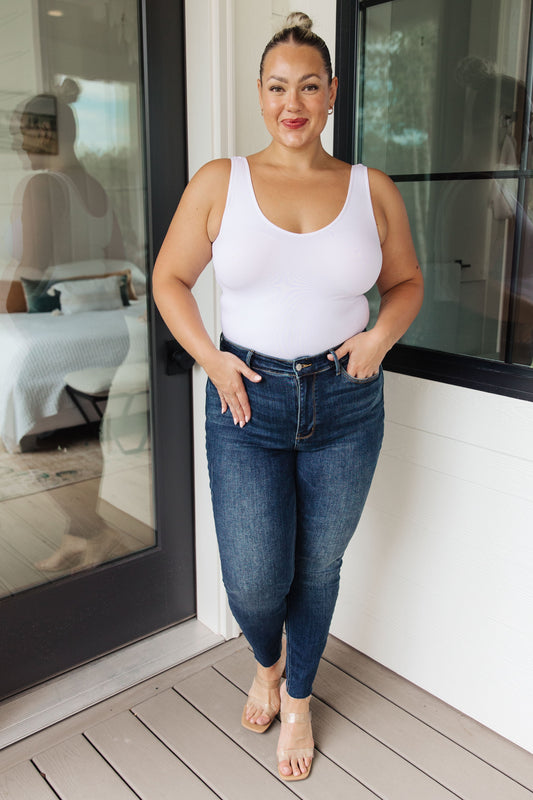 Mid Rise Vintage Raw Hem Skinny Jeans Lydia