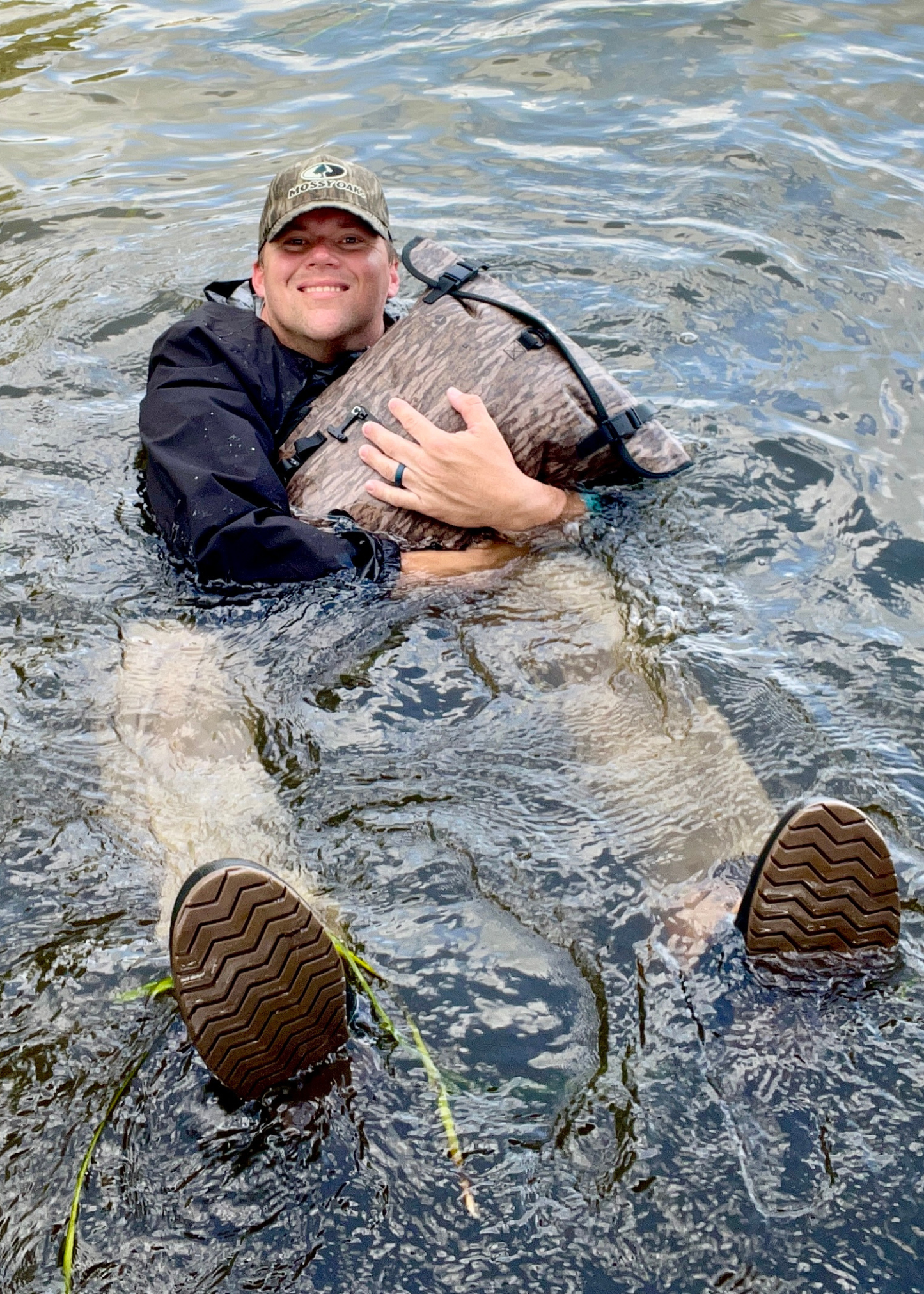 RESTOCK ARRIVING IN AUGUST / Mossy Oak - 25-Liter, Auto-Sealing, Waterproof, Floating, Scent Proof Dry Bag