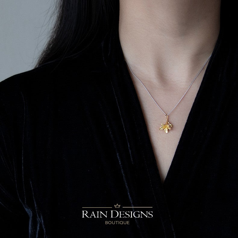 English Freesia 925 Silver Floral Necklace 18K Gold Plated
