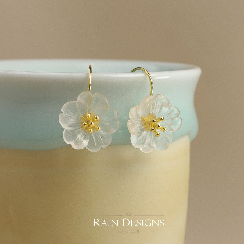 Flower in the Rain White Crystal 925 Silver Dangle Earrings