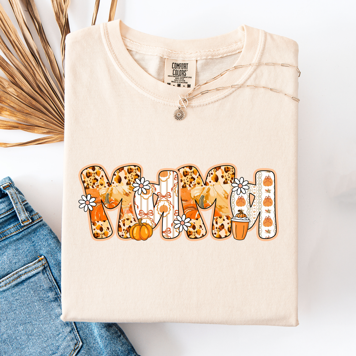 Mama, Pumpkin Pattern, Halloween, Autumn, Fall, Comfort Colors T-Shirt