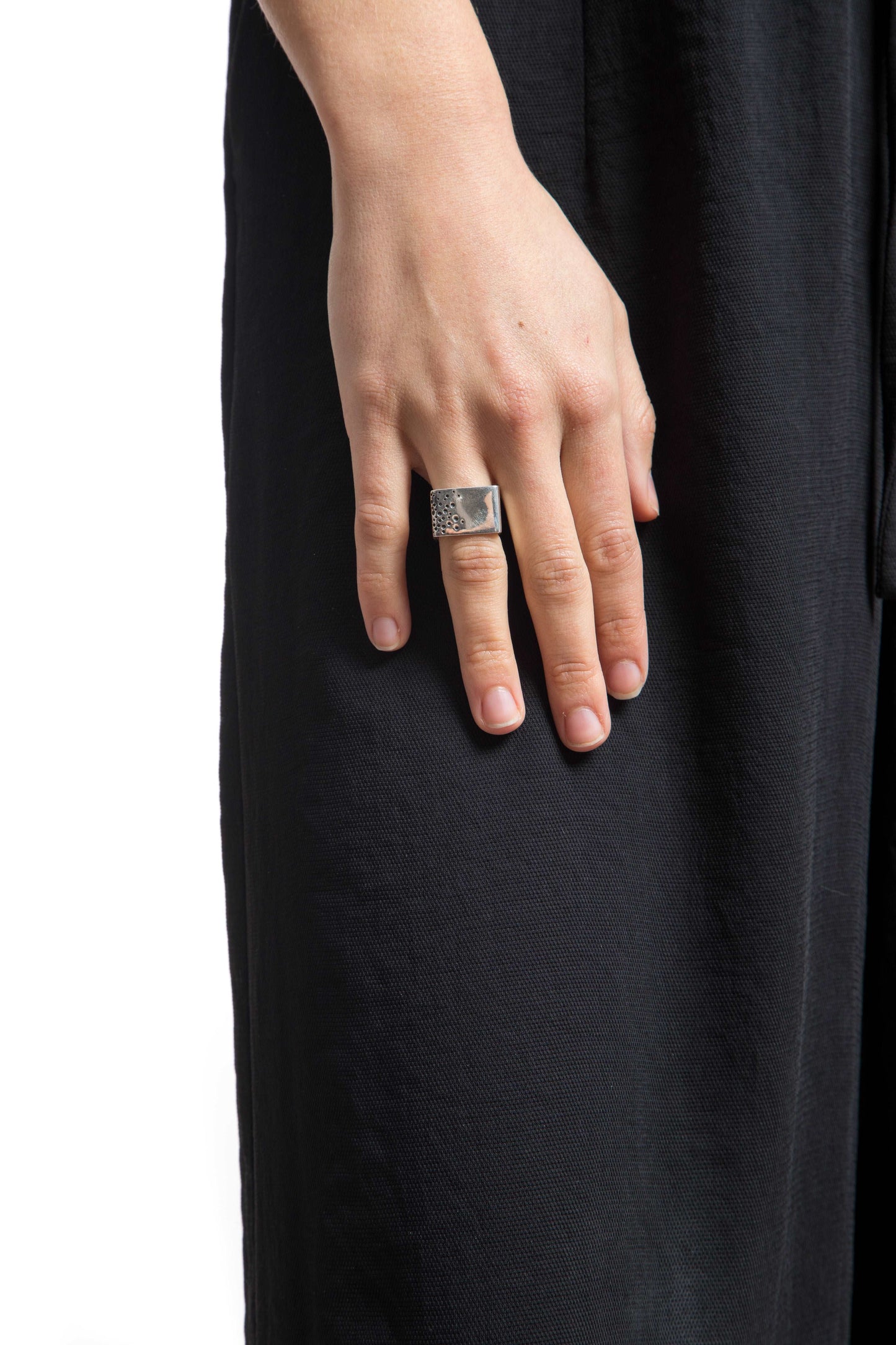 Sterling Silver Perforated Cube Ring Cubo
