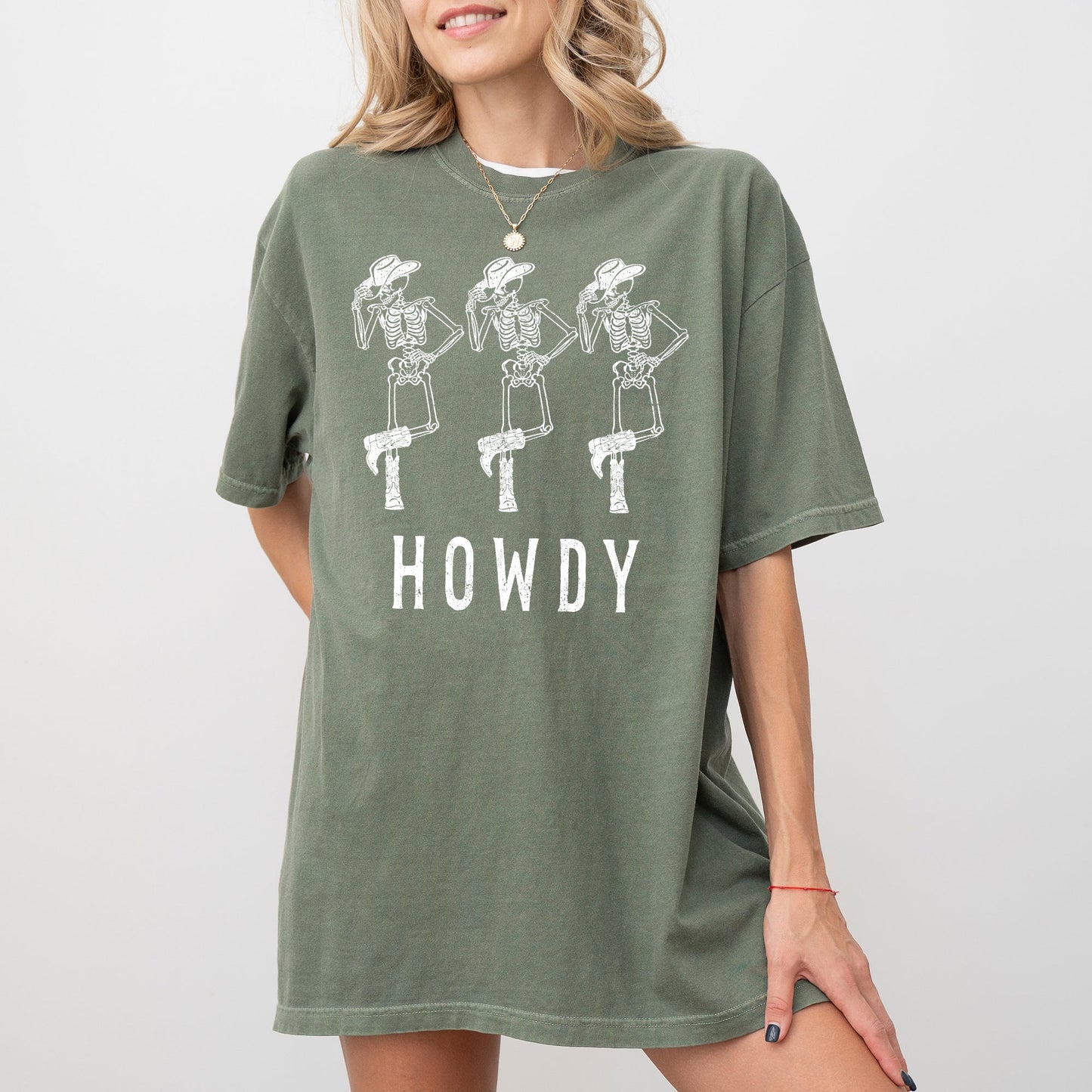 Howdy Skeleton Cowboy Funny Halloween Costume Tshirt Comfort Colors T-Shirt