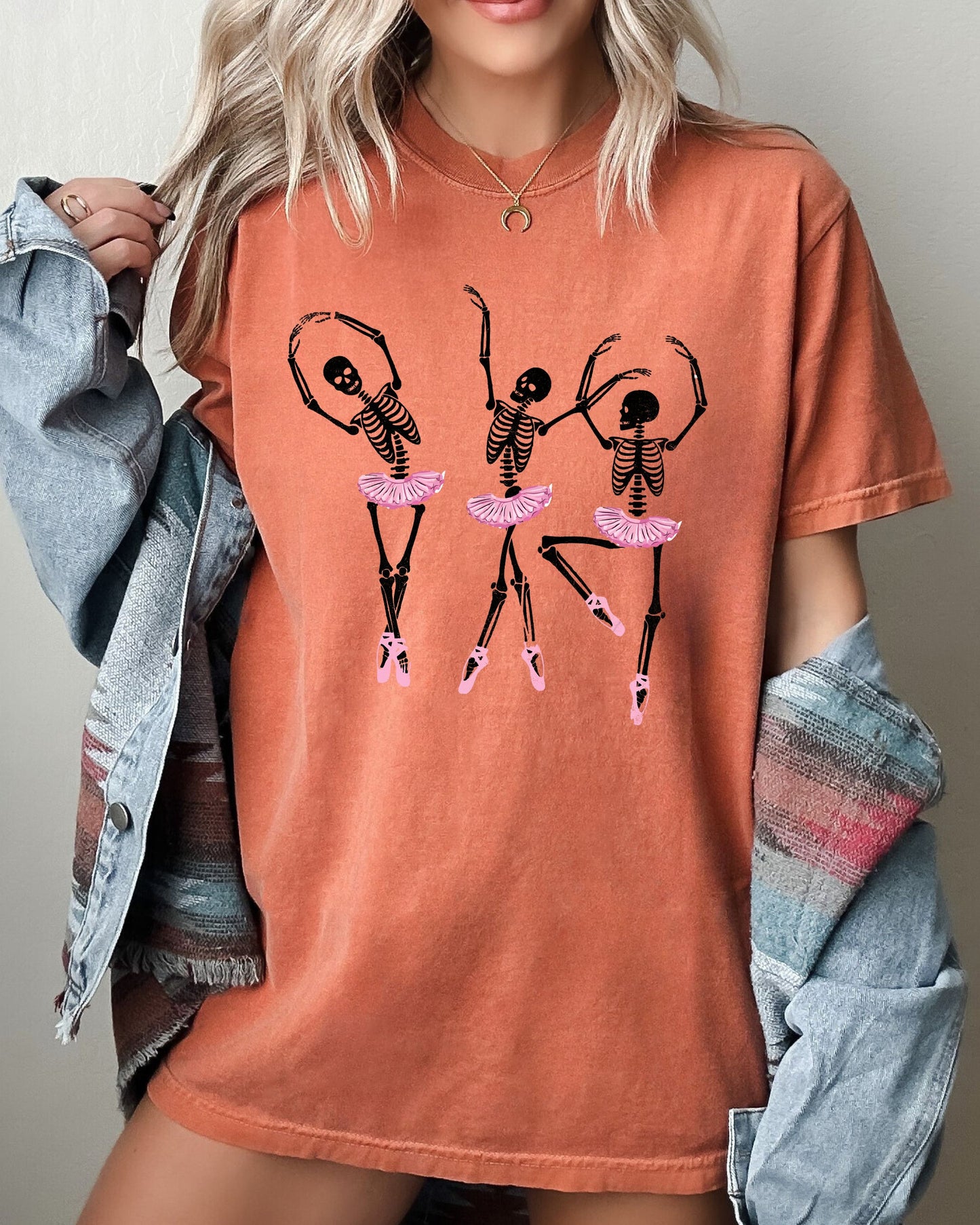 Dancing Skeleton Ladies Funny Halloween Costume Tshirt Comfort Colors T-Shirt