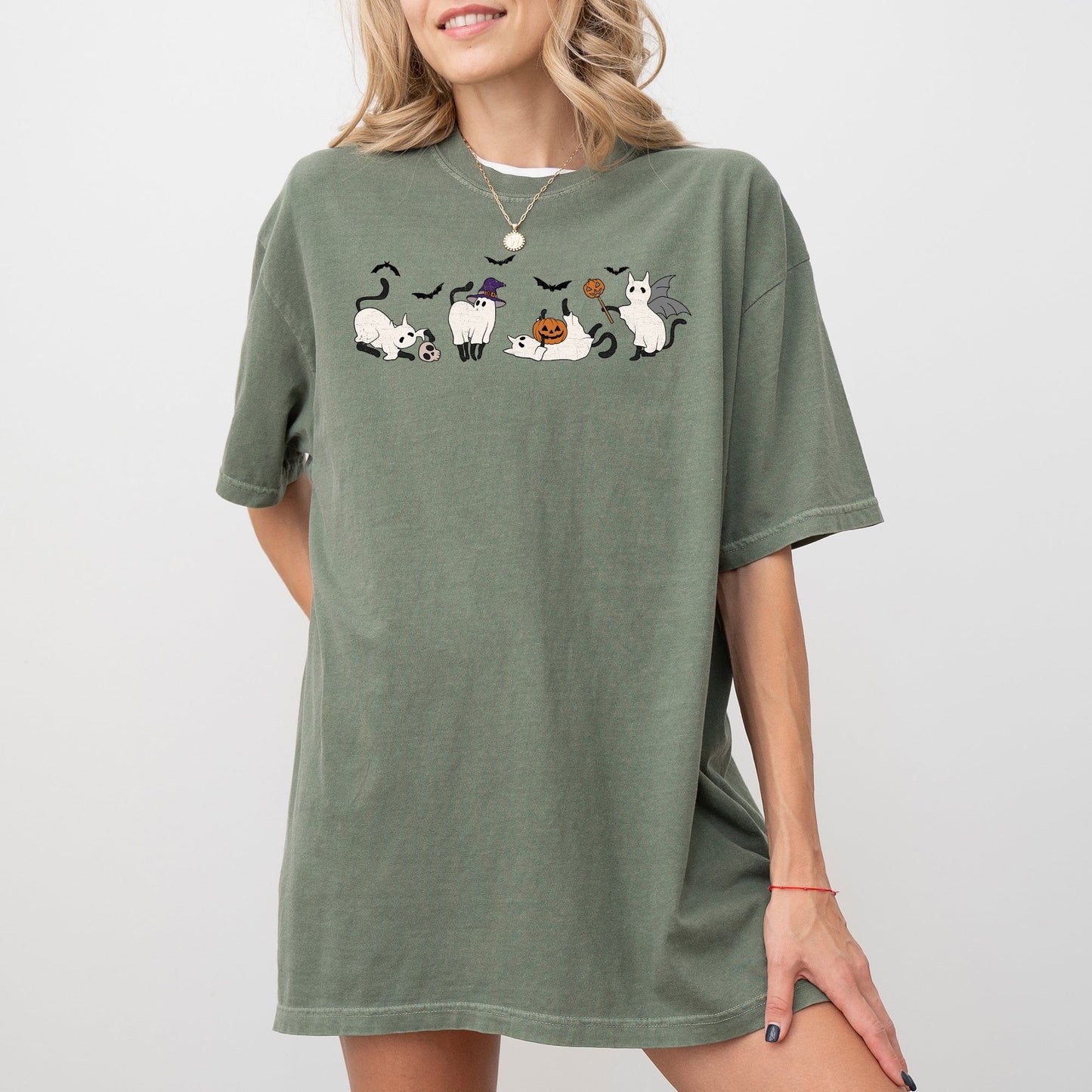 Mini Ghost Cats, Farm, Witch, Skull, Funny, Spooky, Aesthetic, Meme, Halloween, Costume, Tshirt Comfort Colors T-Shirt