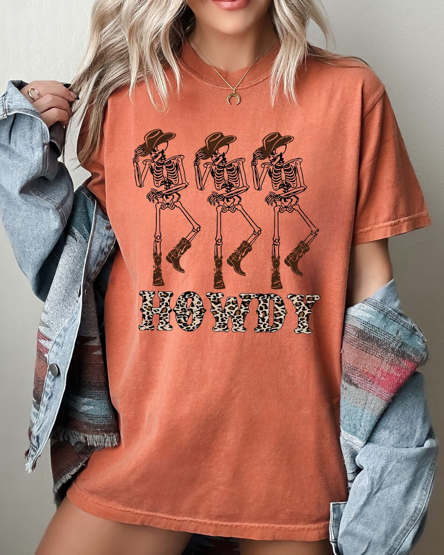 Howdy Cowboy Vintage Graphic T-Shirt Comfort Colors