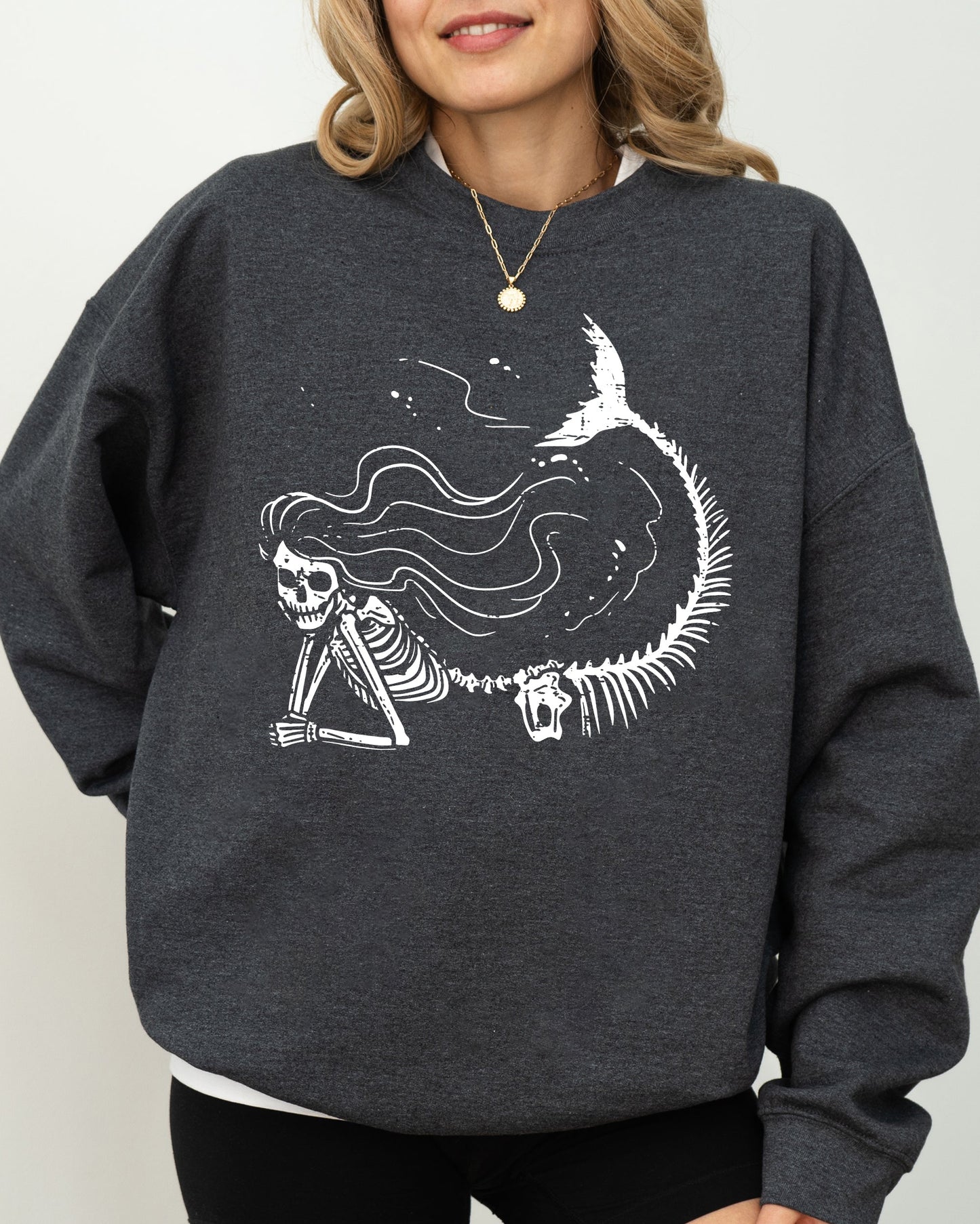 Mermaid Skeleton, Ghost, Skeleton, Witch, Skull, Funny, Spooky, Aesthetic, Meme, Halloween, Costume Sweatshirt