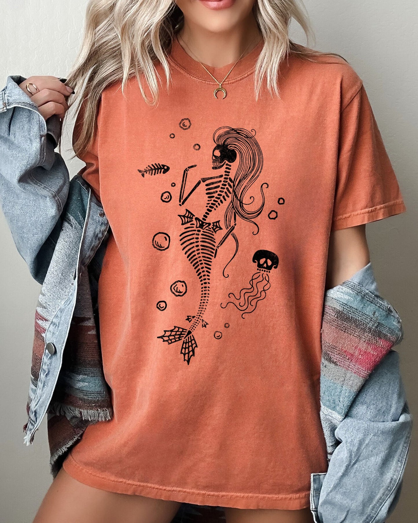 Skeleton Mermaid, Ghost, Witch, Skull, Funny, Spooky, Aesthetic, Meme, Halloween, Costume, Tshirt Comfort Colors T-Shirt