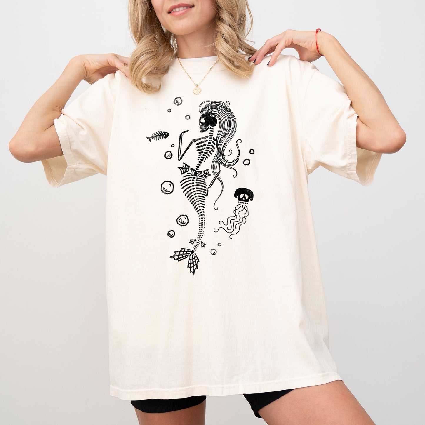 Skeleton Mermaid, Ghost, Witch, Skull, Funny, Spooky, Aesthetic, Meme, Halloween, Costume, Tshirt Comfort Colors T-Shirt