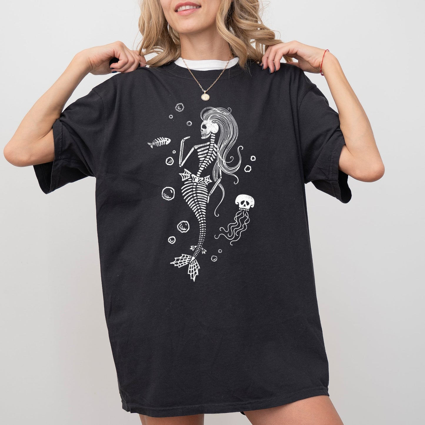 Skeleton Mermaid, Ghost, Witch, Skull, Funny, Spooky, Aesthetic, Meme, Halloween, Costume, Tshirt Comfort Colors T-Shirt