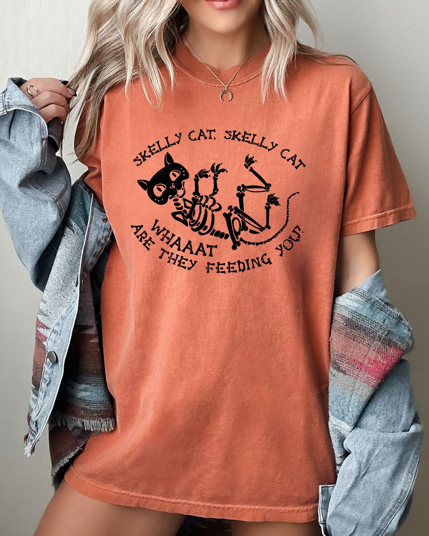 Skelly Cat Vintage Aesthetic Halloween Costume T-Shirt Comfort Colors