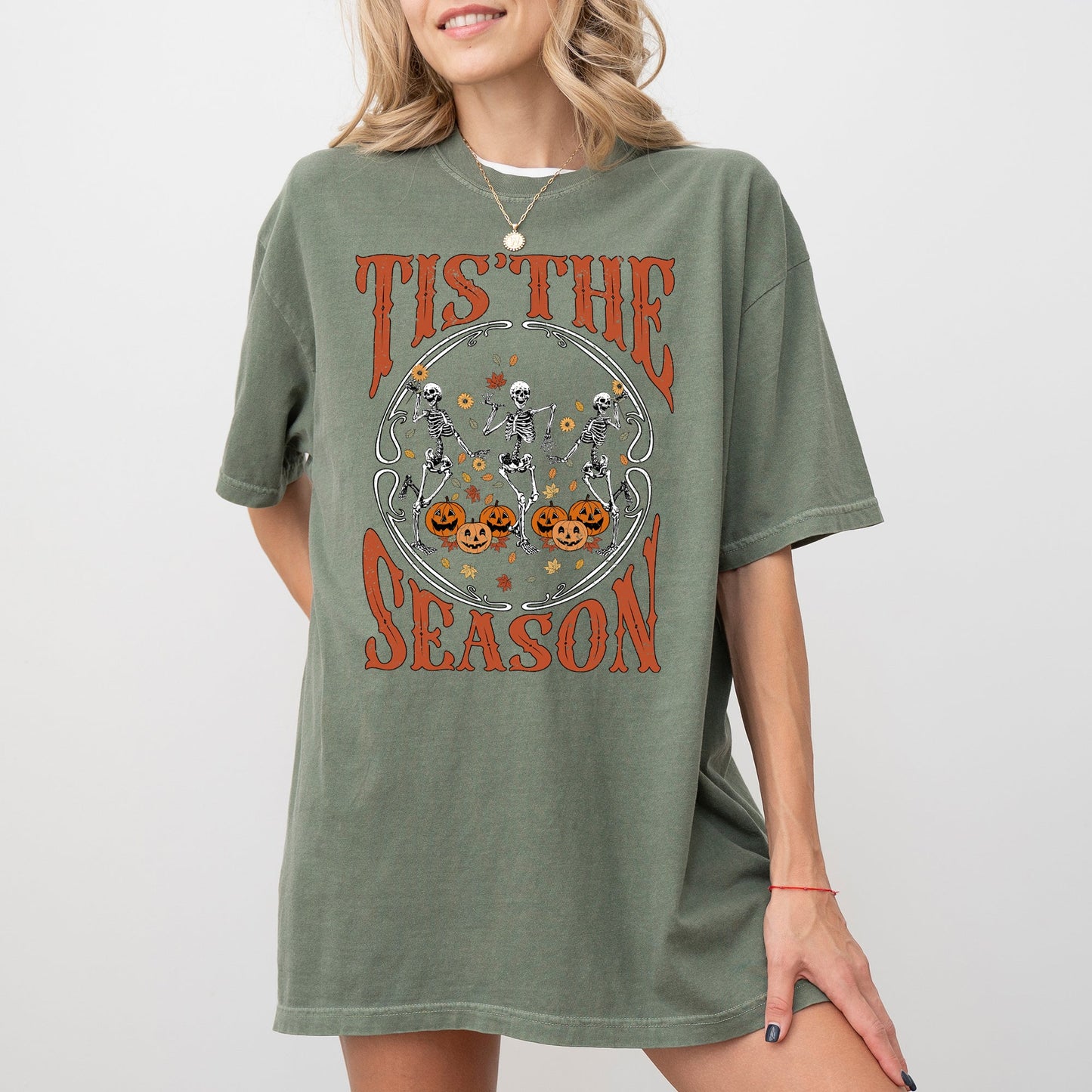 Tis The Season, Retro, Skeleton, Ghost, Witch, Skull, Spooky, Aesthetic, Meme, Halloween, Costume, Tshirt Comfort Colors T-Shirt