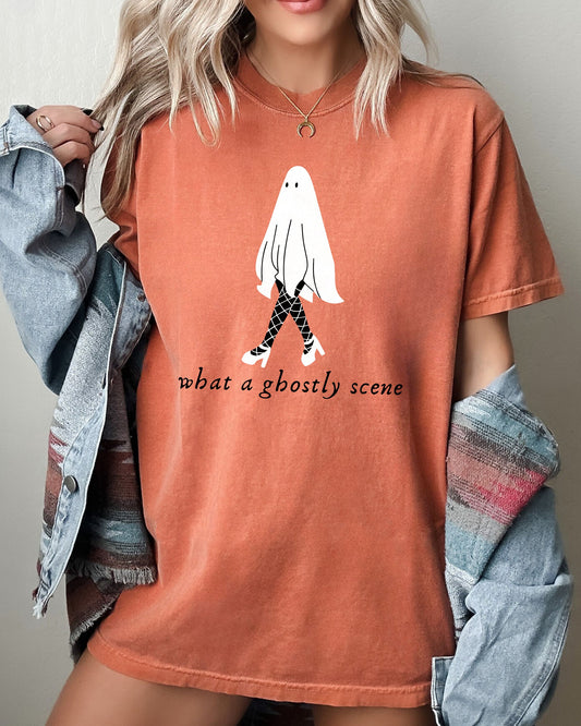 What A Ghostly Scene Spooky Halloween Costume T-Shirt Comfort Colors