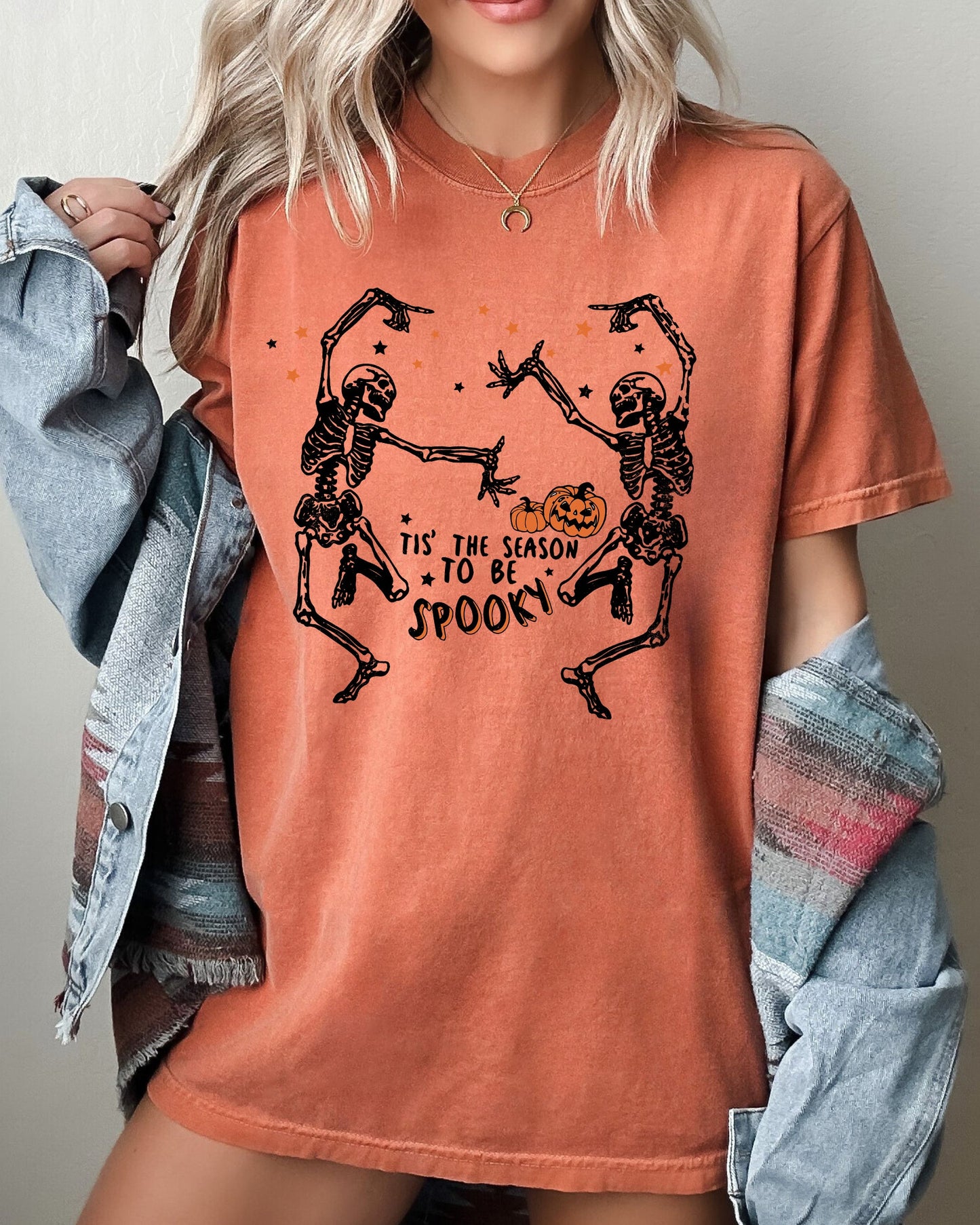 Tis The Season, Spooky, Skeleton, Ghost, Western, Witch, Skull, Aesthetic, Meme, Halloween, Costume, Tshirt Comfort Colors T-Shirt