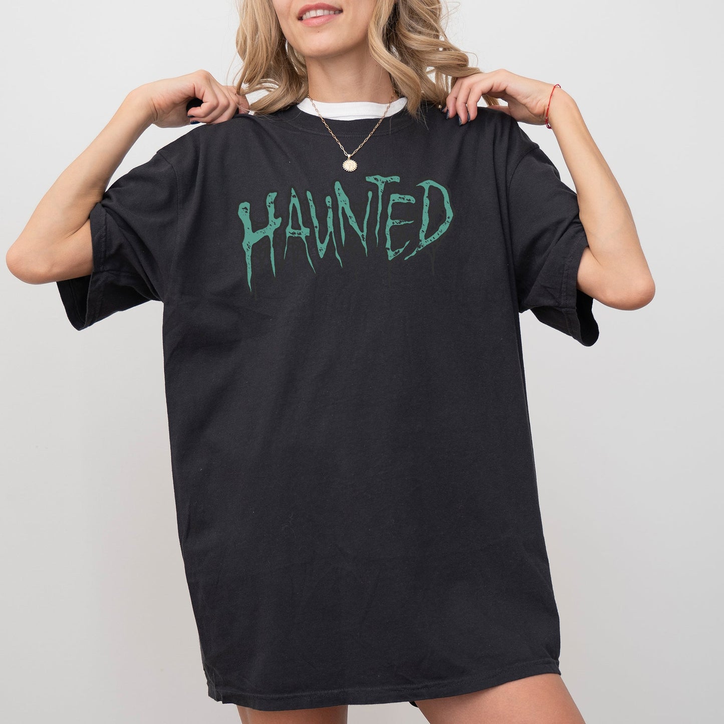 Haunted Skeleton Ghost Western Witch Skull Aesthetic Meme Halloween Costume Tshirt Comfort Colors T-Shirt