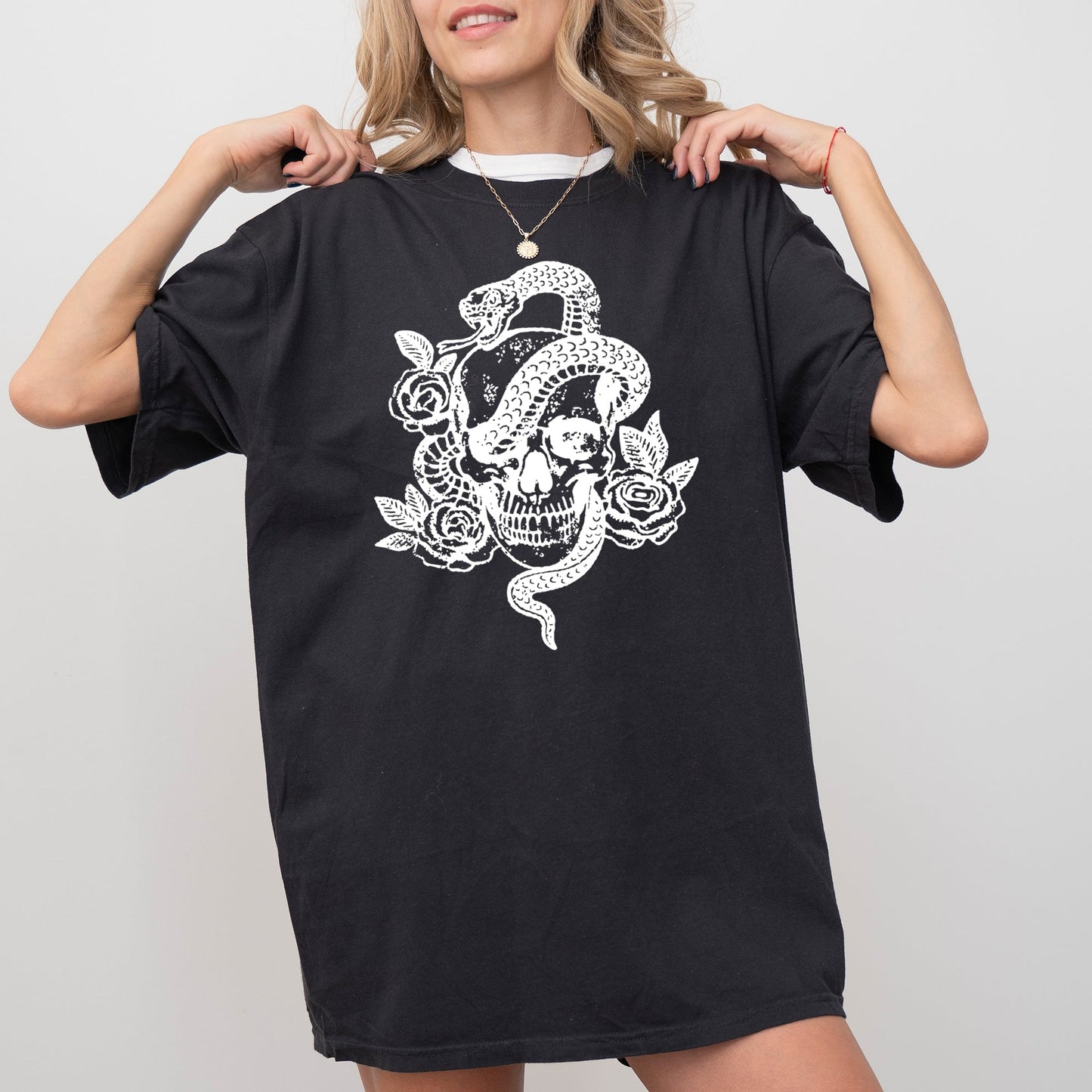 Skull Roses Snake Skeleton Ghost Western Witch Aesthetic T-shirt Comfort Colors