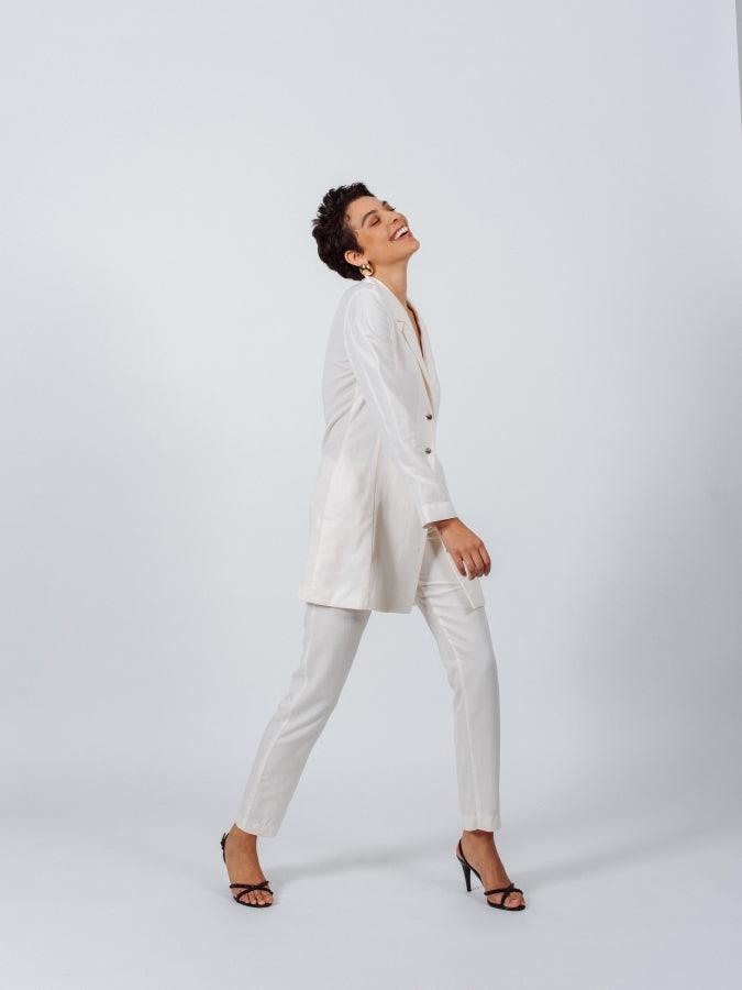White Slim Tailoring Pants Women’s Slim-Fit Trousers Le Reussi