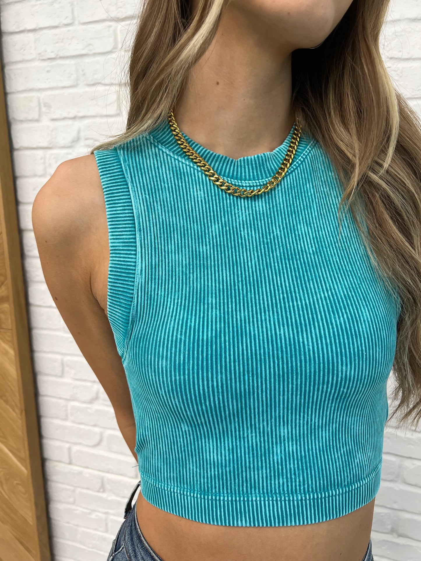 Over and Out Ribbed Cropped Tank in Lt Teal