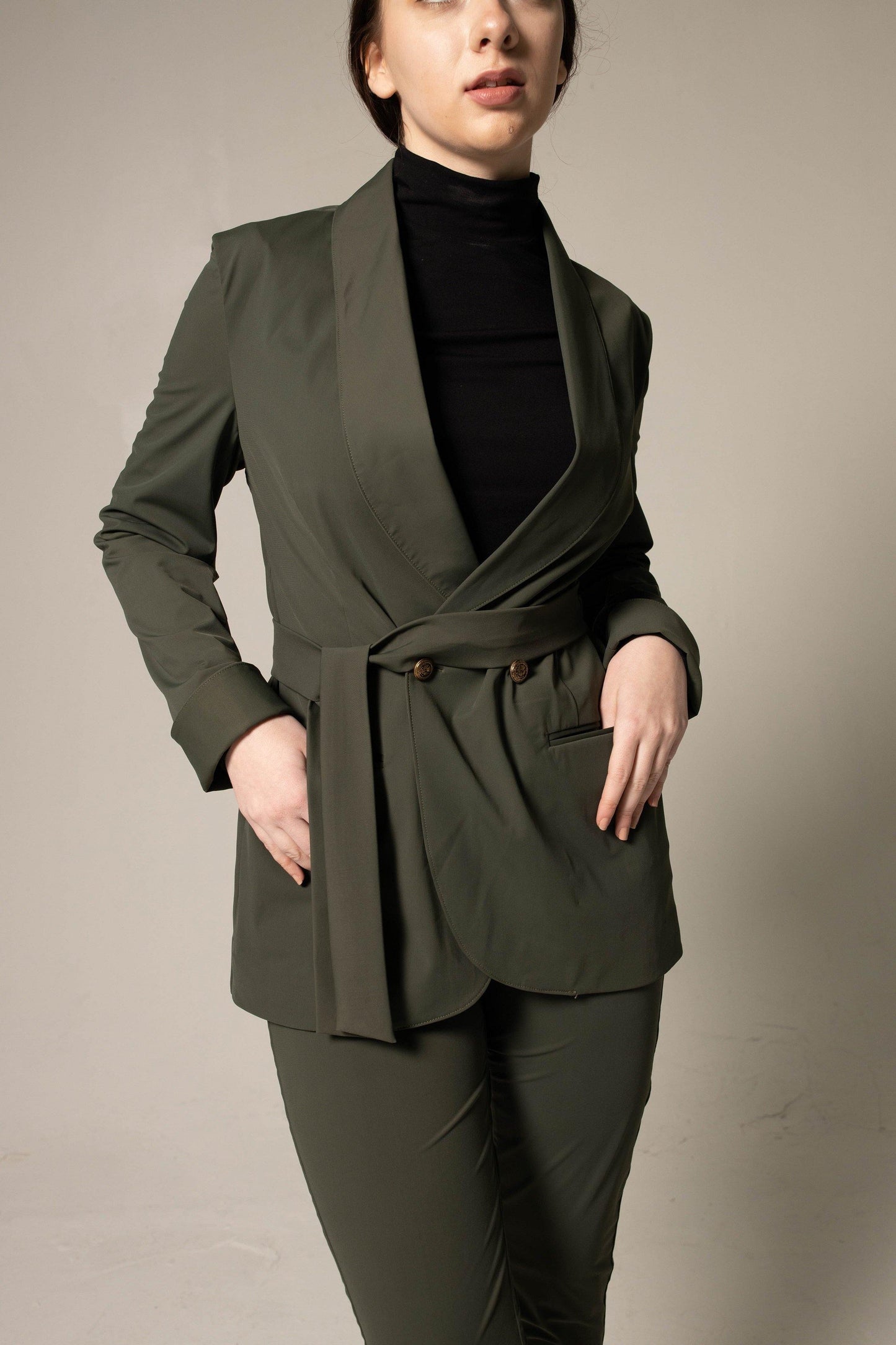 Olive Front Buttons Tailored Blazer Women's Le Reussi(R)