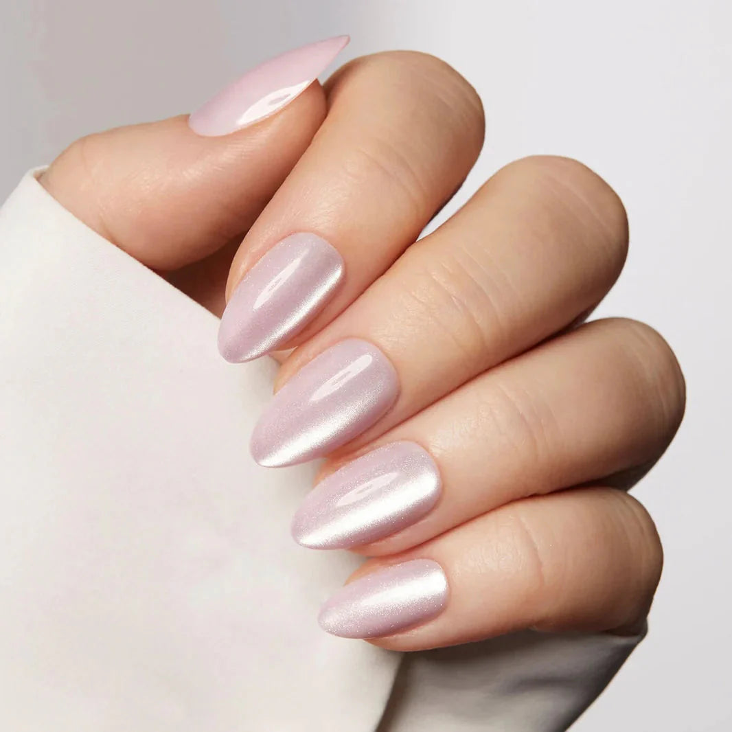 Aurora Cat Eye Almond Nails - Press On Nails | Long Lasting & Reusable