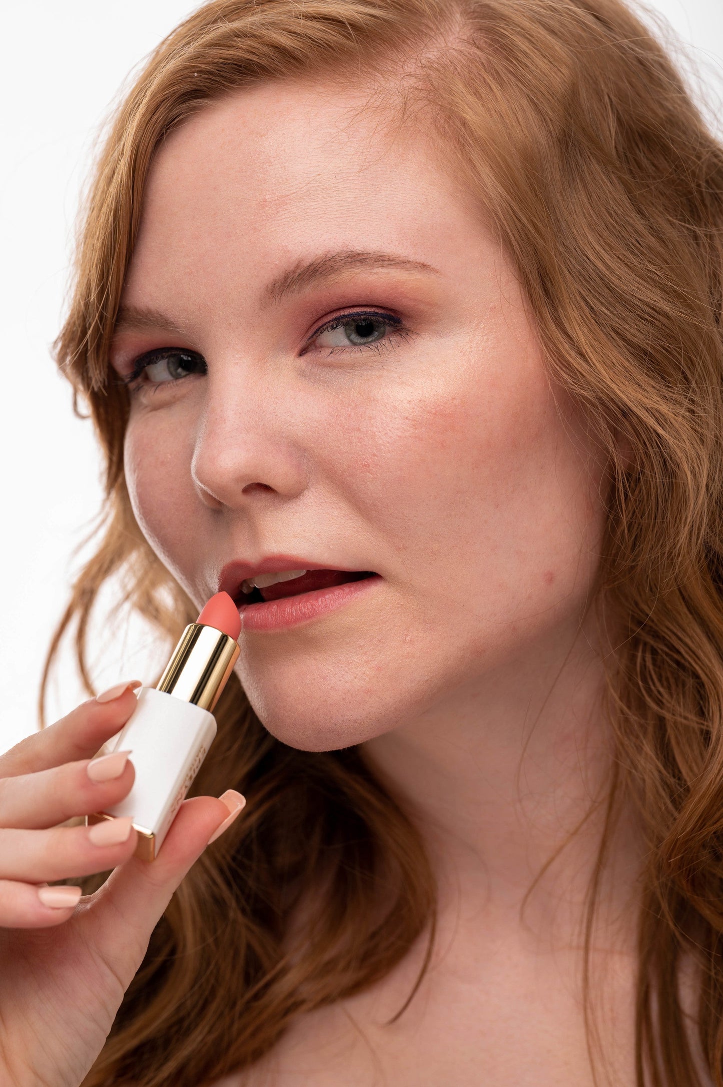 Intense Hydration Hydrating Matte Lipstick