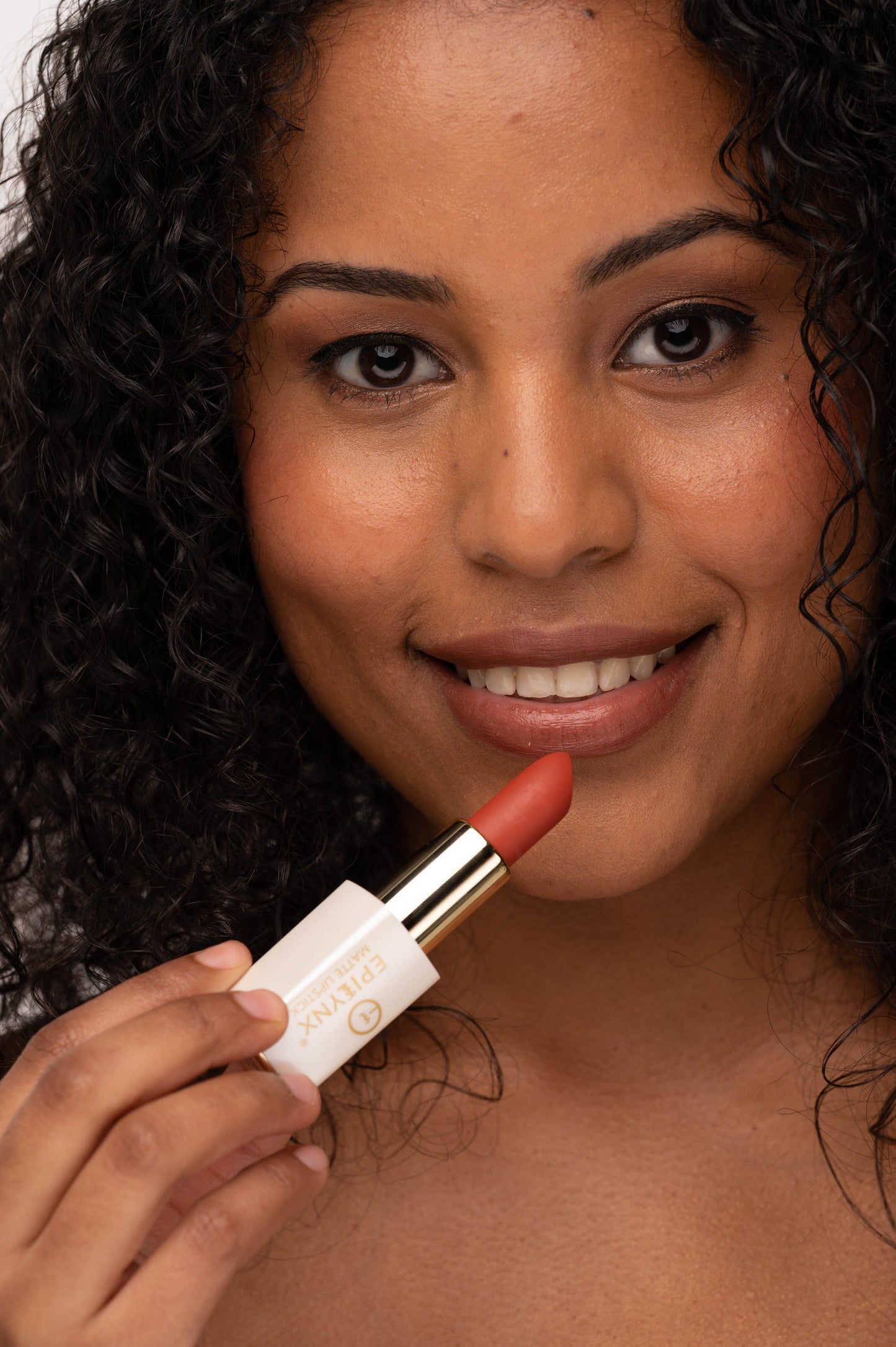Intense Hydration Hydrating Matte Lipstick