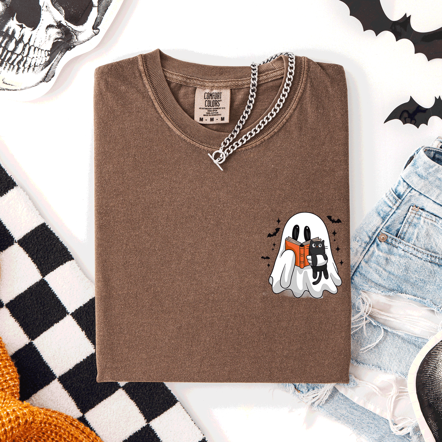 Reading Ghost, Cat, Funny, Halloween, Book, Library, Pocket, Comfort Colors T-Shirt