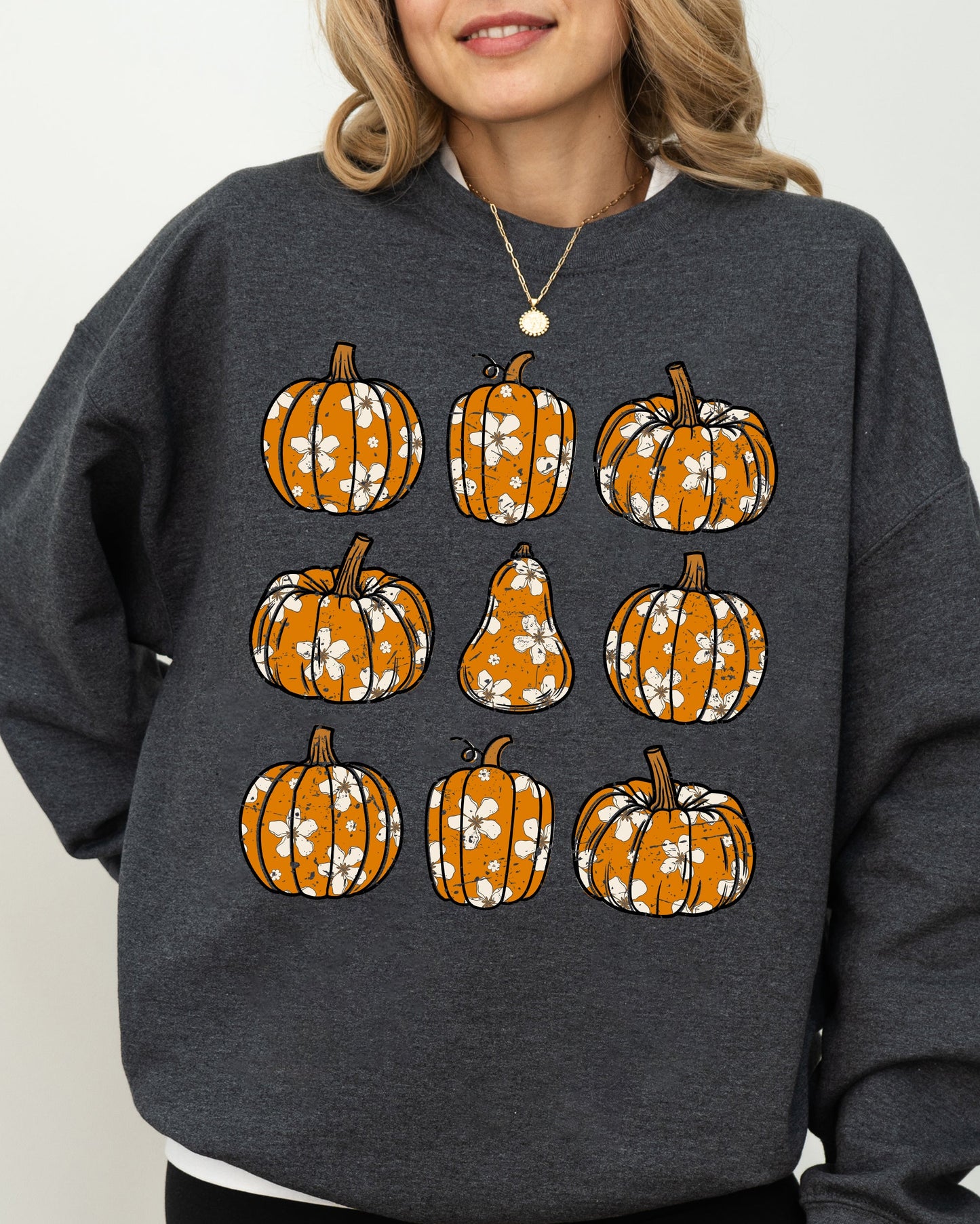 Retro Floral Pumpkins, Halloween, Jack-o-lantern, Fall, Autumn Sweatshirt