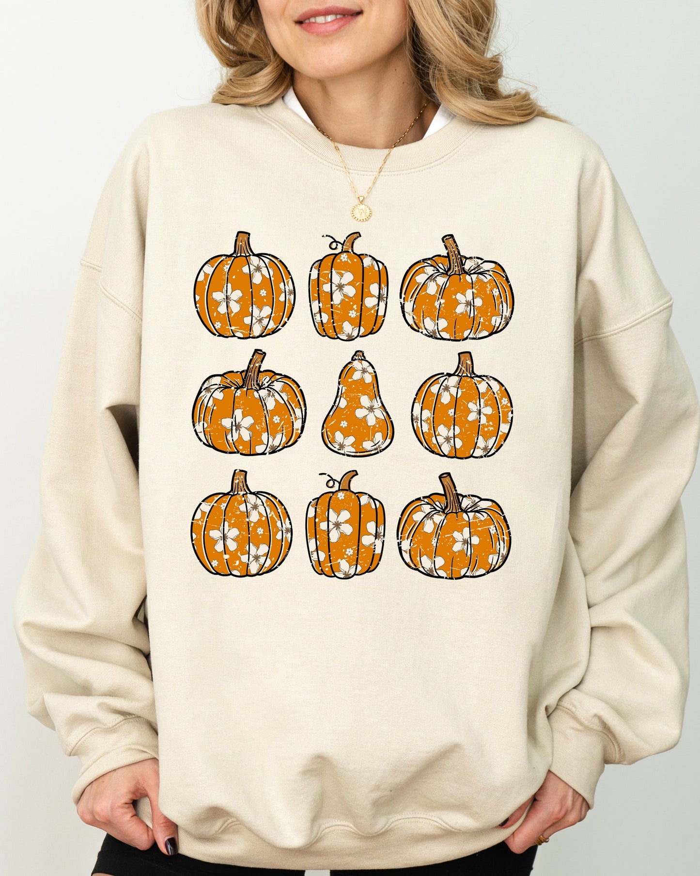 Retro Floral Pumpkins, Halloween, Jack-o-lantern, Fall, Autumn Sweatshirt