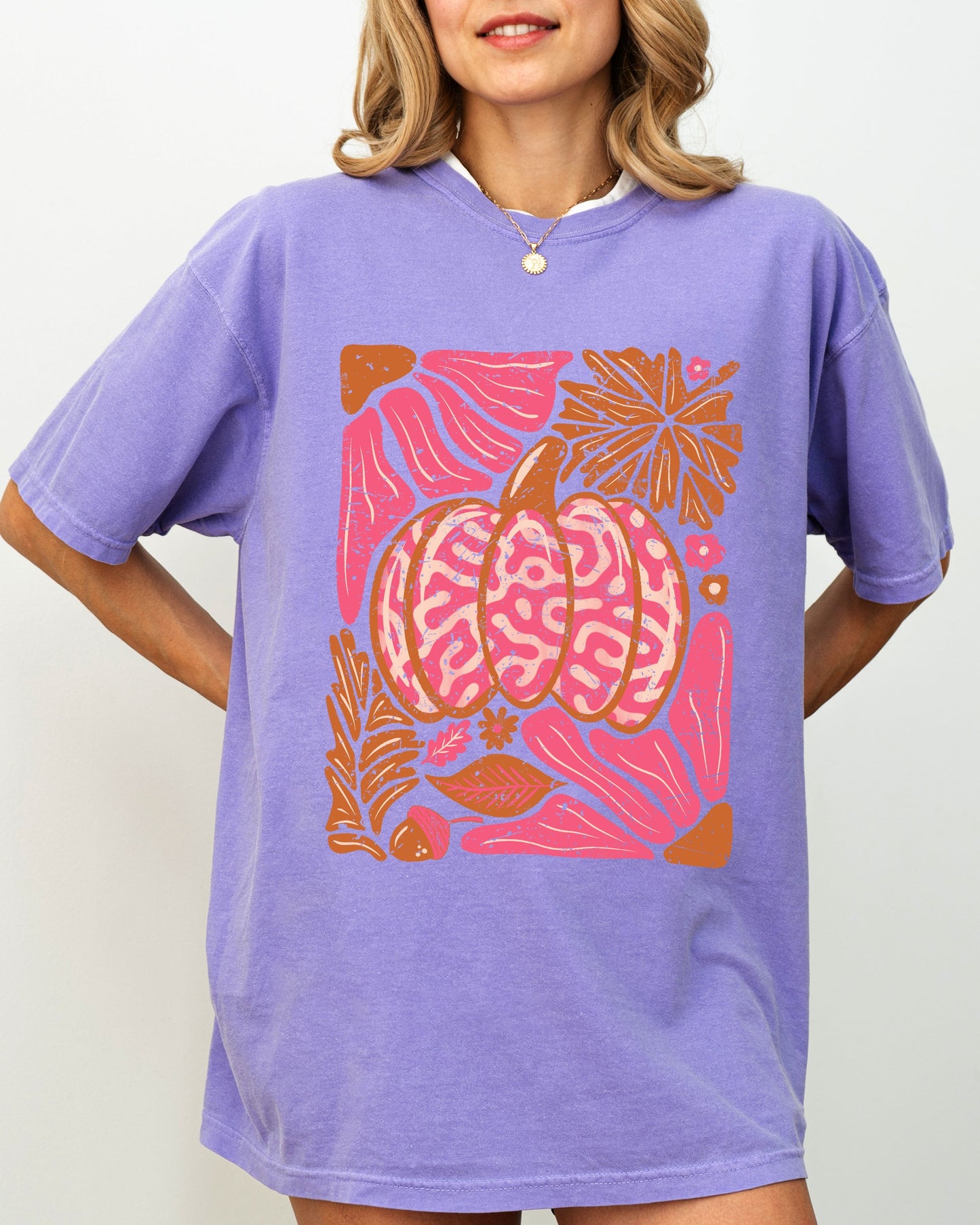 Retro Floral, Pink, Pumpkin, Halloween, Jack-o-lantern, Fall, Autumn Shirt Comfort Colors T-Shirt