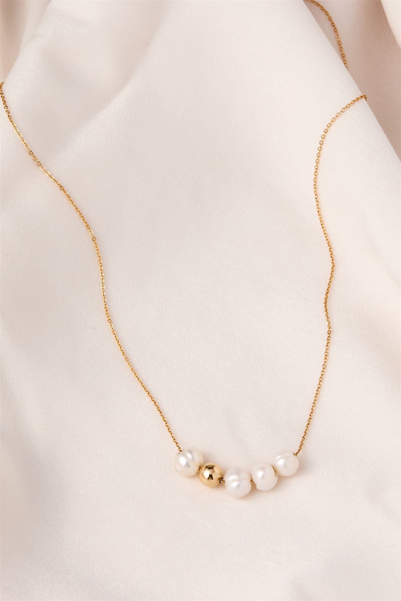 Freshwater Pearl Gold Filled Necklace 14k Pendant Portia Necklace