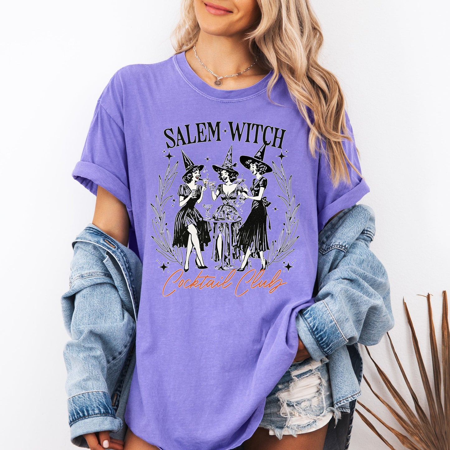 Salem Witch, Cocktail Club, Halloween, Spooky, Comfort Colors T-Shirt