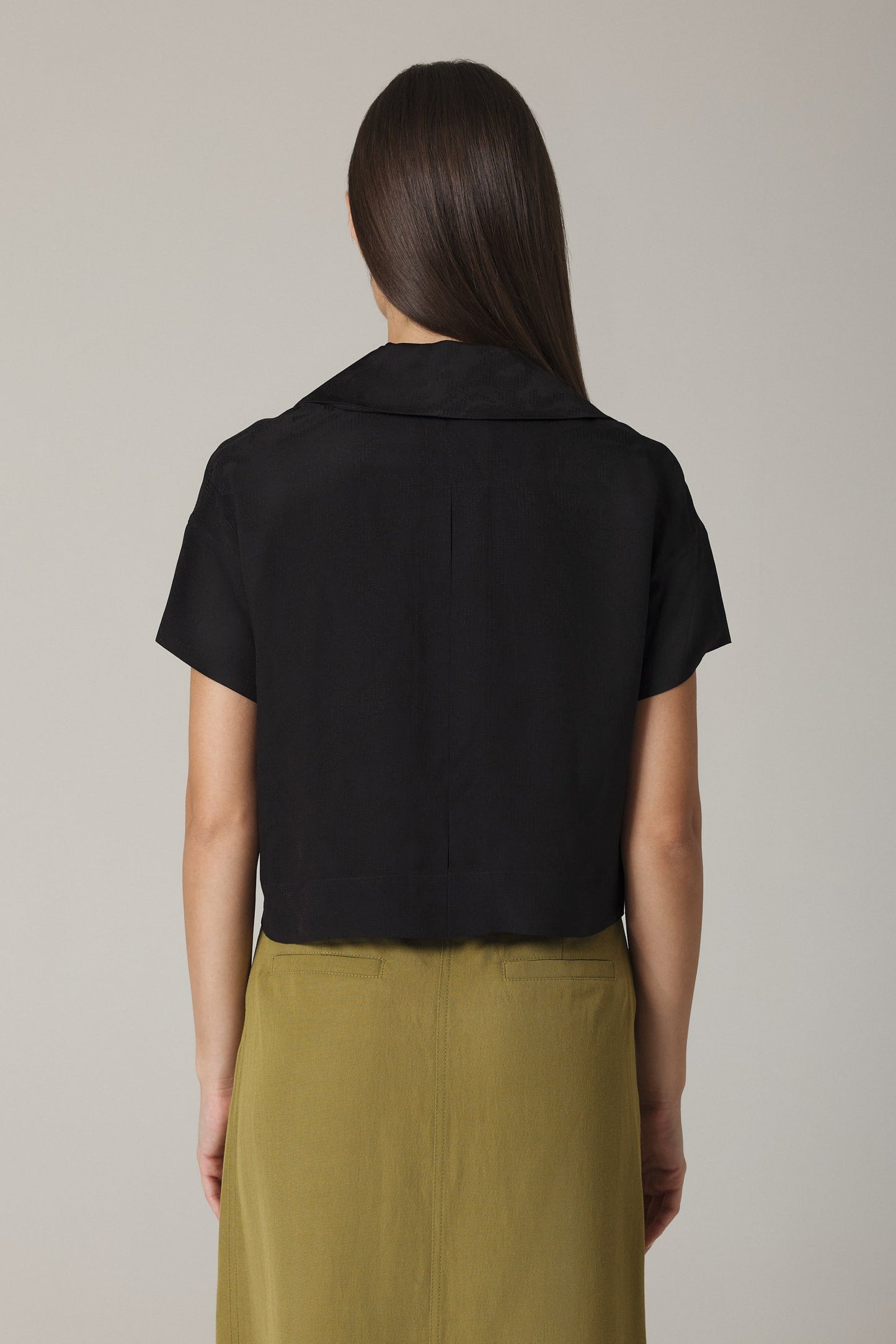 PAOLA SHORT SLEEVE BLOUSE IN BLACK
