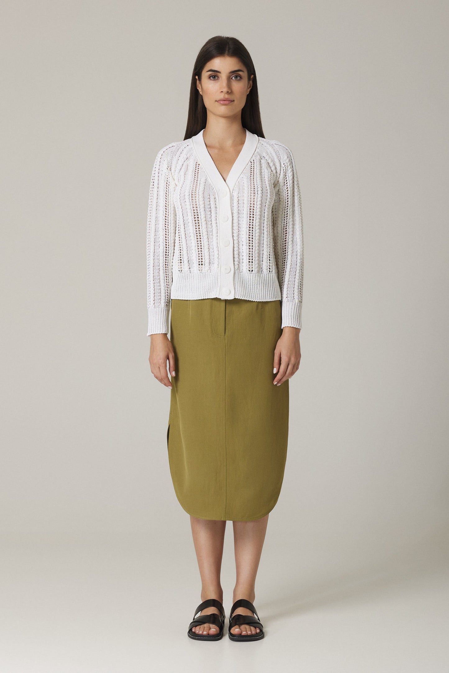 SORINA CABLE STITCH CARDIGAN IN SOFT WHITE