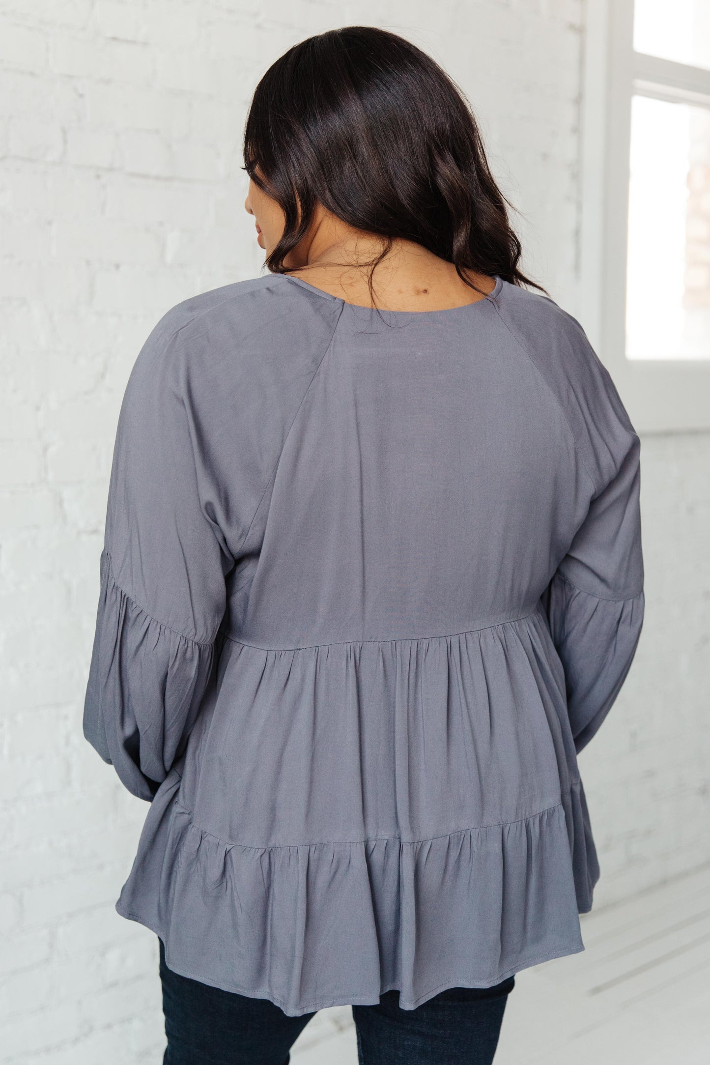 Charcoal Lightweight Tiered Swing Top Sassy