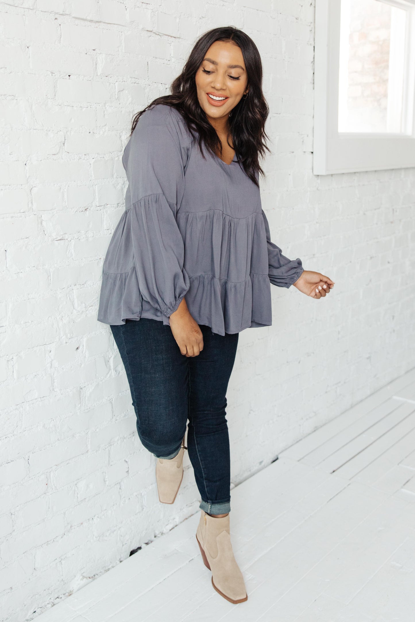 Charcoal Lightweight Tiered Swing Top Sassy
