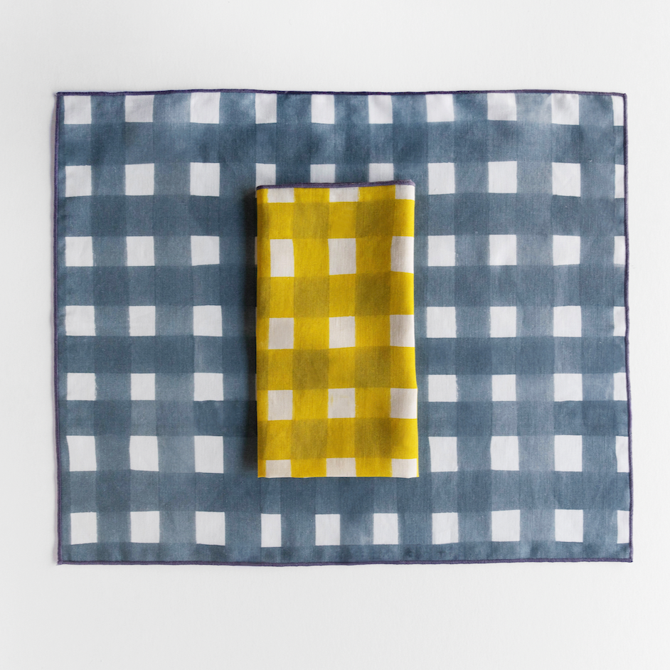 Cross Hatch Yellow and Grey Set Placemat and Napkin