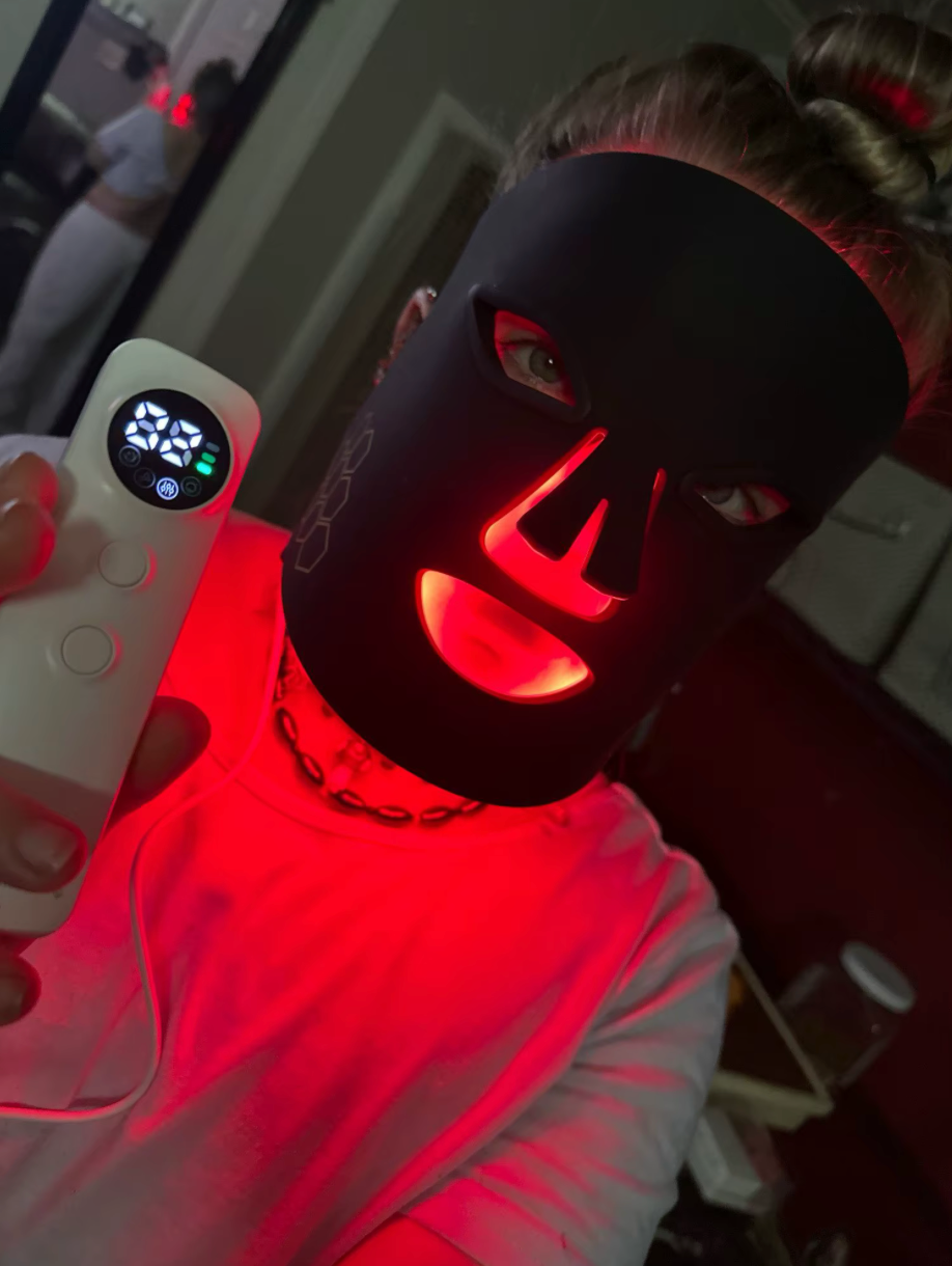 Red Light Therapy Radiant Rose Beauty Mask DreamWalkerz