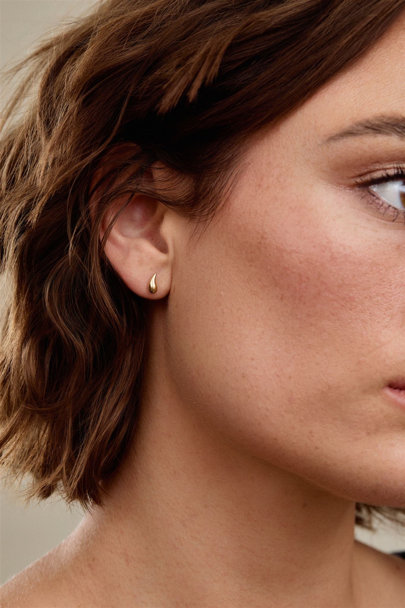14k Yellow Gold 7.5mm Teardrop Sevilla Studs