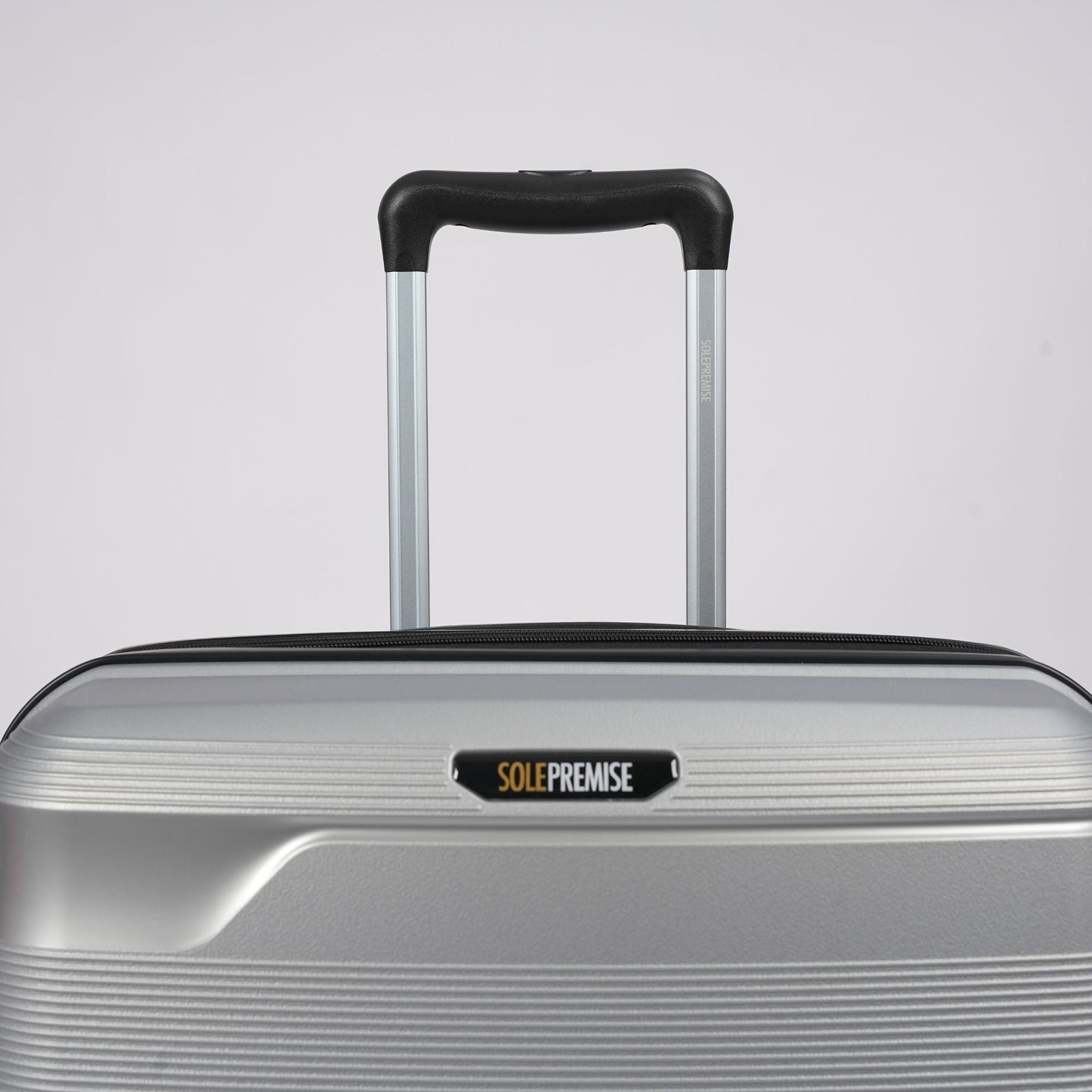 Silver Hardcase Roller Luggage Set 28', 24' and 20' Suitcases