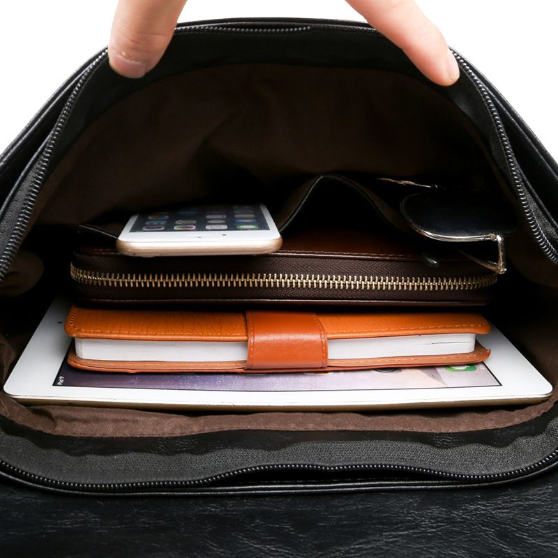 Small Classic Messenger Bag