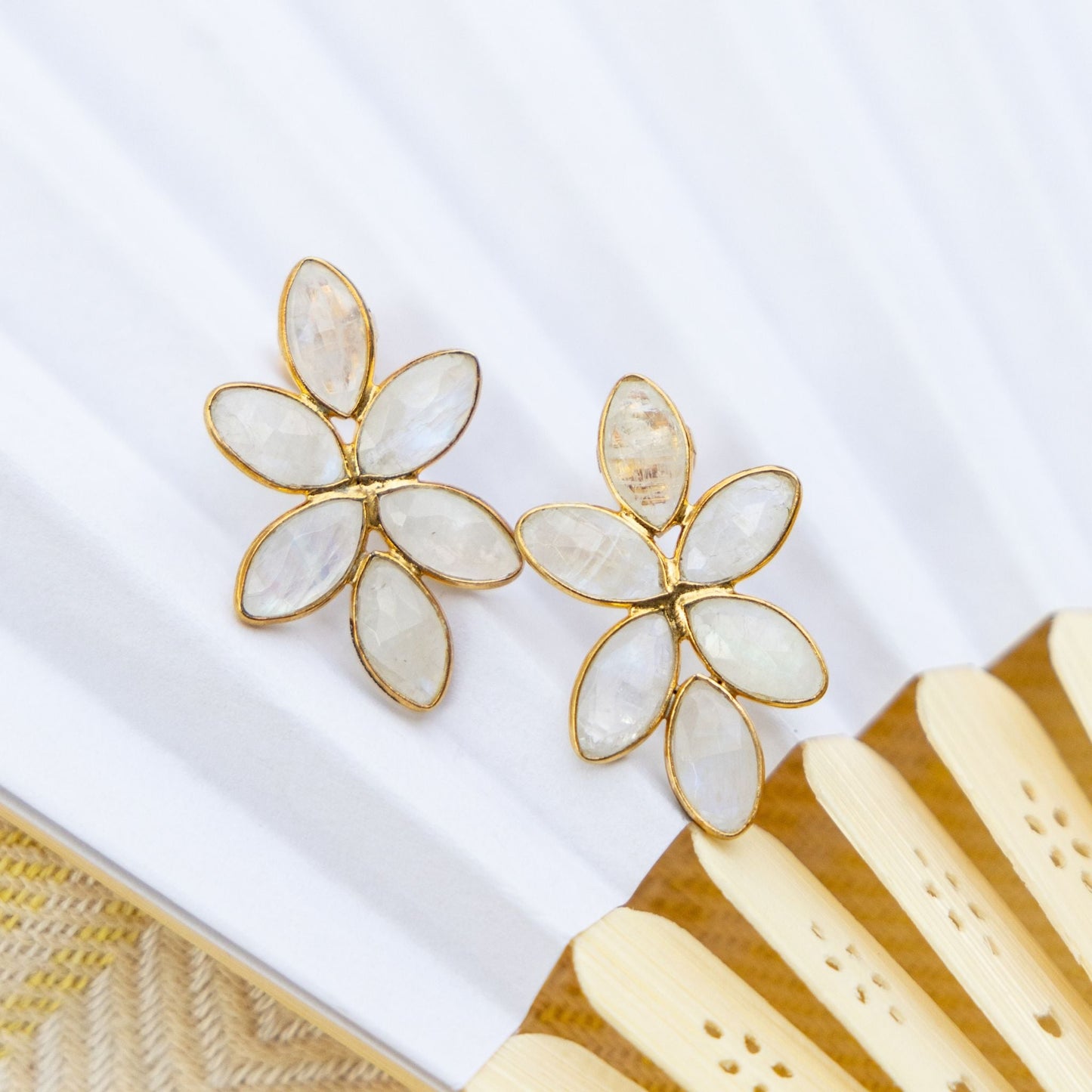 Splendid Shell Drop Earrings