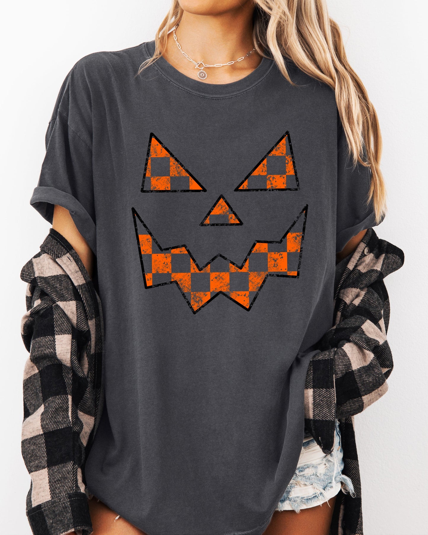 Spooky Jack-o-lantern, Retro Halloween, Pumpkin, Fall, Autumn, Checkered Shirt Comfort Colors T-Shirt