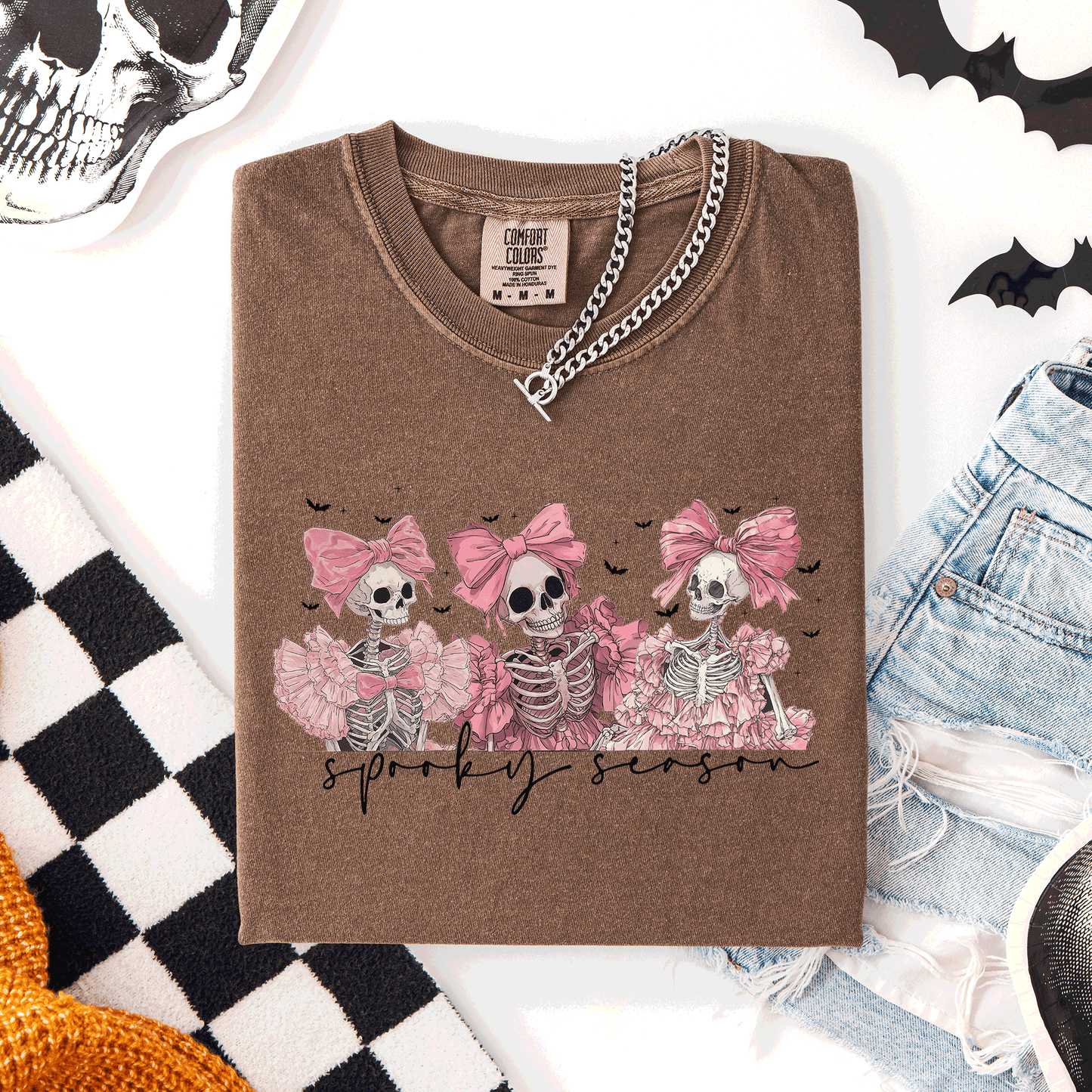 Spooky Season, Pink Skeletons, Cute, Coquette, Ribbon, Bows, Halloween, Comfort Colors T-Shirt