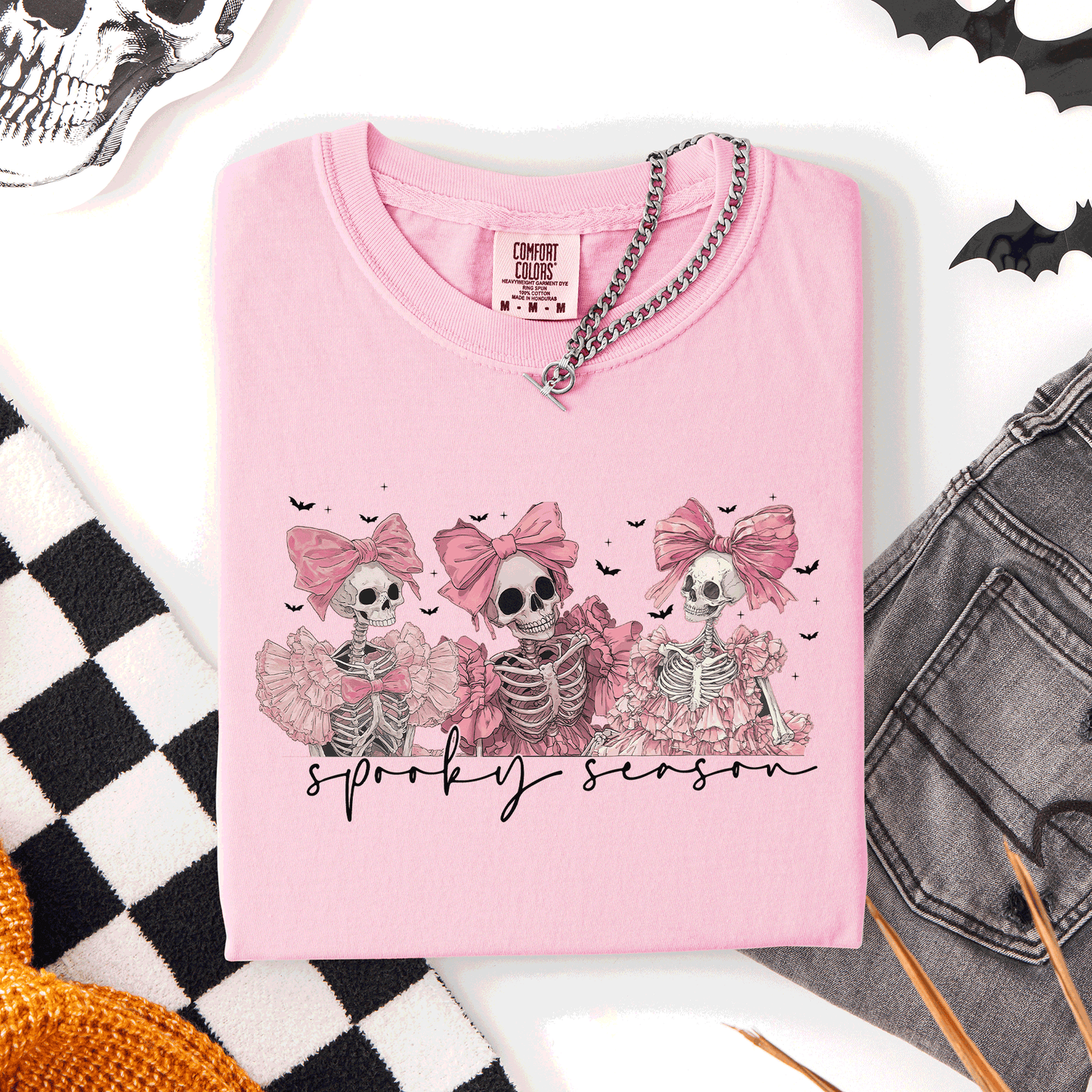 Spooky Season, Pink Skeletons, Cute, Coquette, Ribbon, Bows, Halloween, Comfort Colors T-Shirt