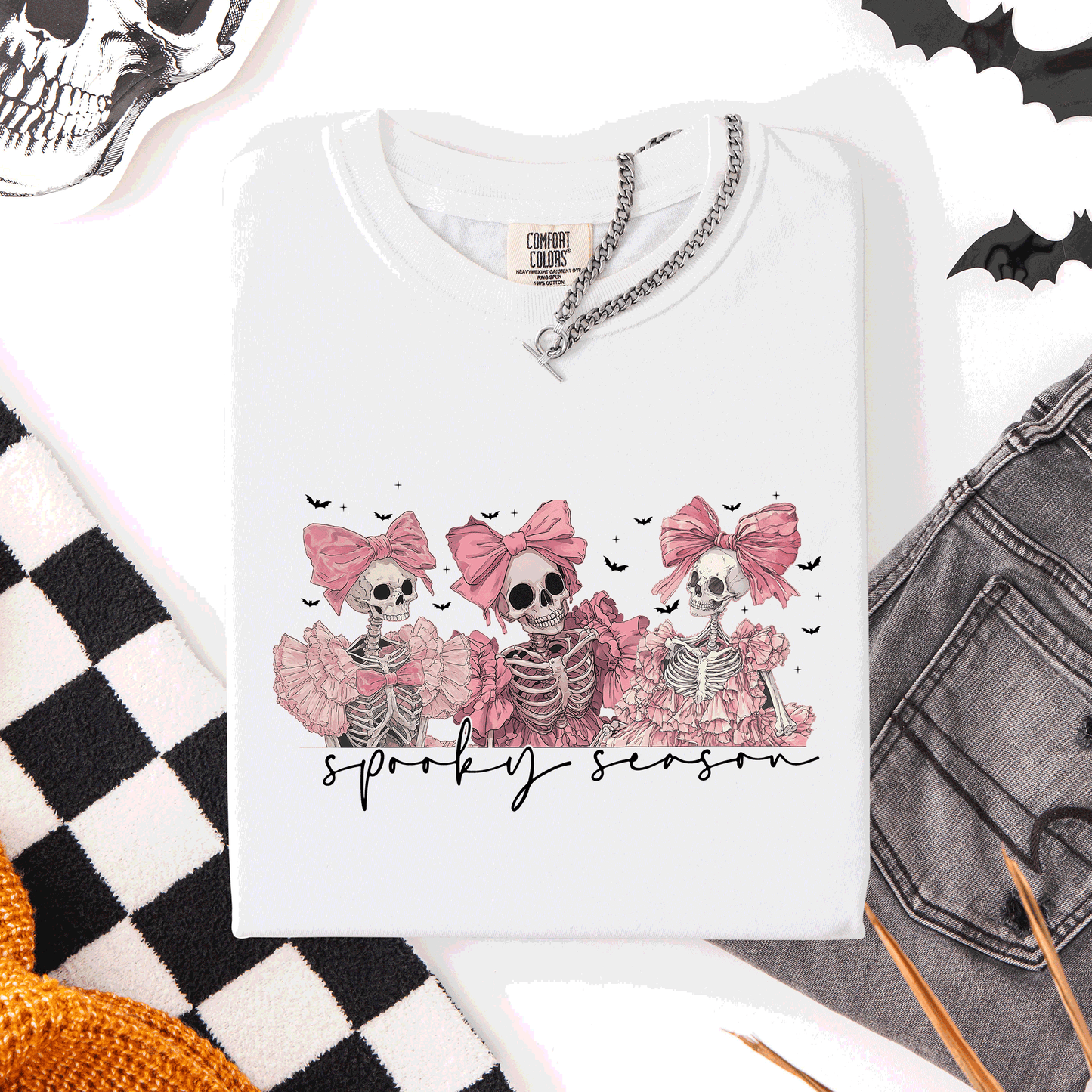 Spooky Season, Pink Skeletons, Cute, Coquette, Ribbon, Bows, Halloween, Comfort Colors T-Shirt