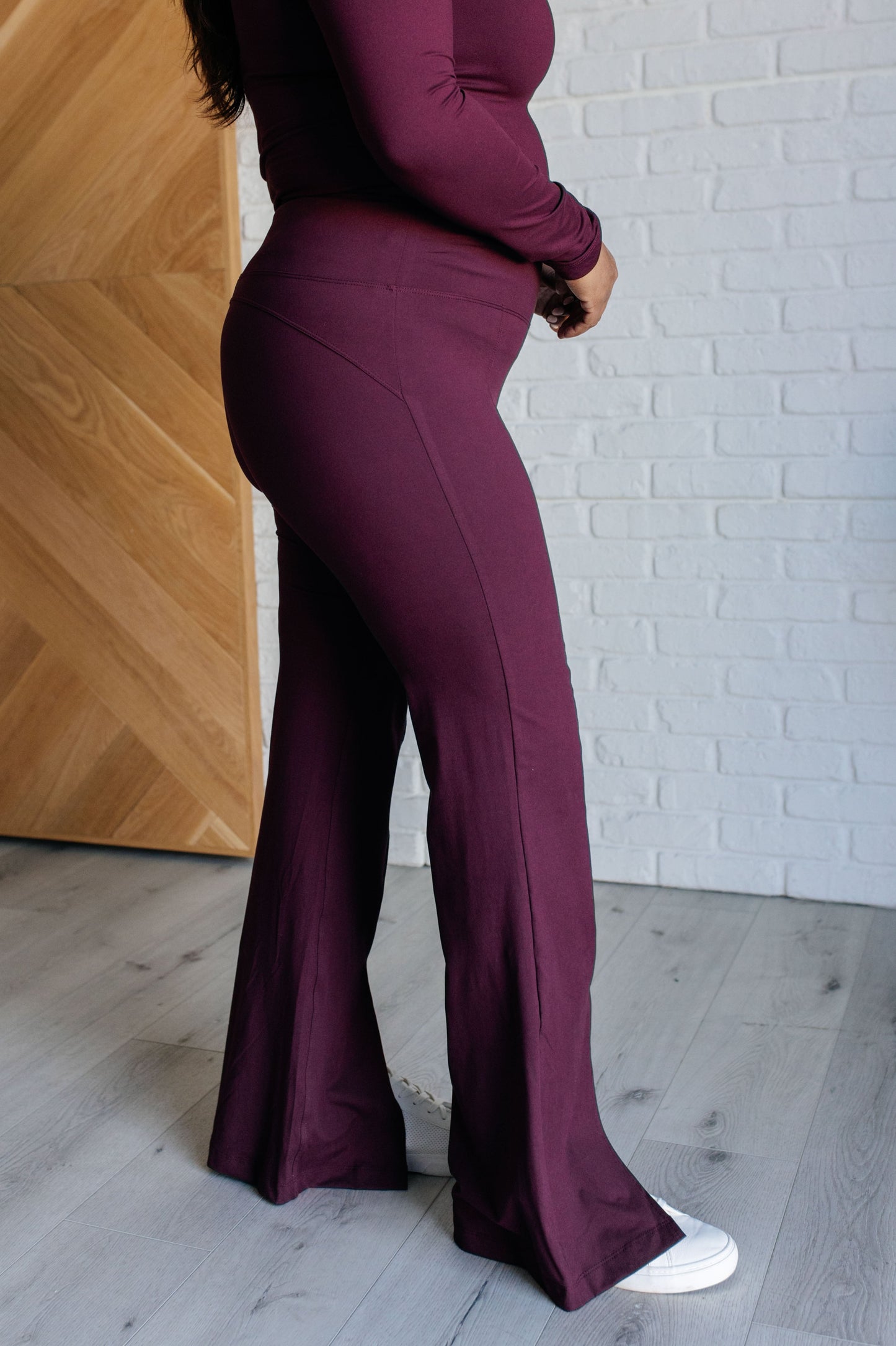 Stamina Stride Flare Cassis High Waist Leggings Stamina